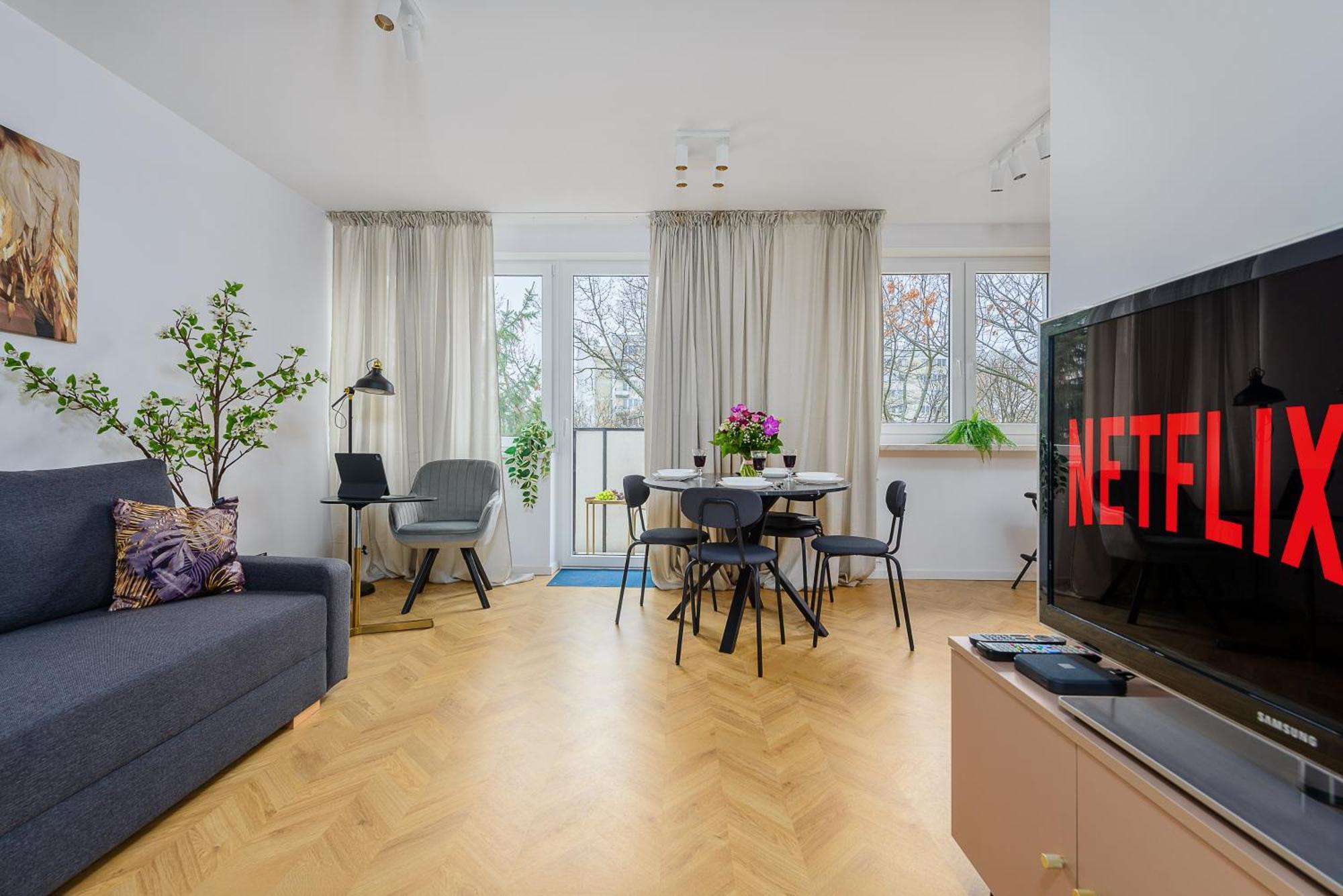 Lumina Spacious In Apartamento Varsóvia