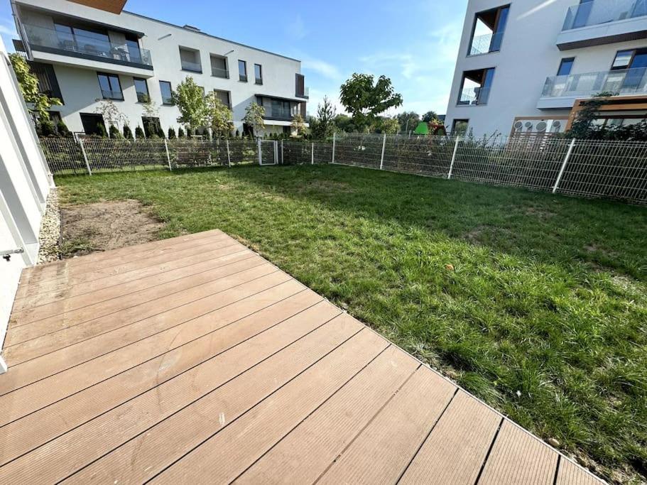 Modern Flat , Quiet Area Ideal For Family Apartment *