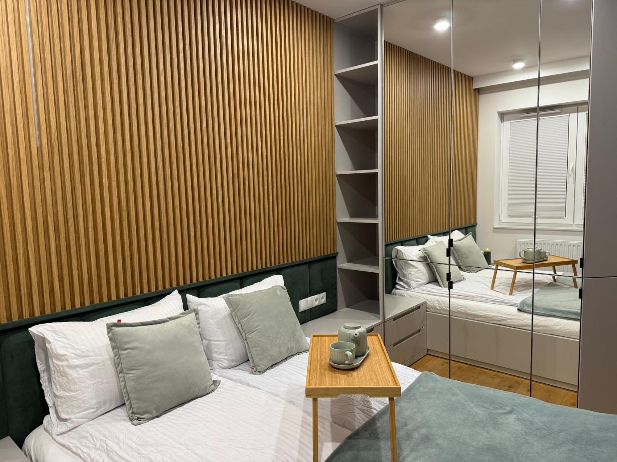 Luxury Modern Apartment,quiet Place Near To The Airport Apartment *