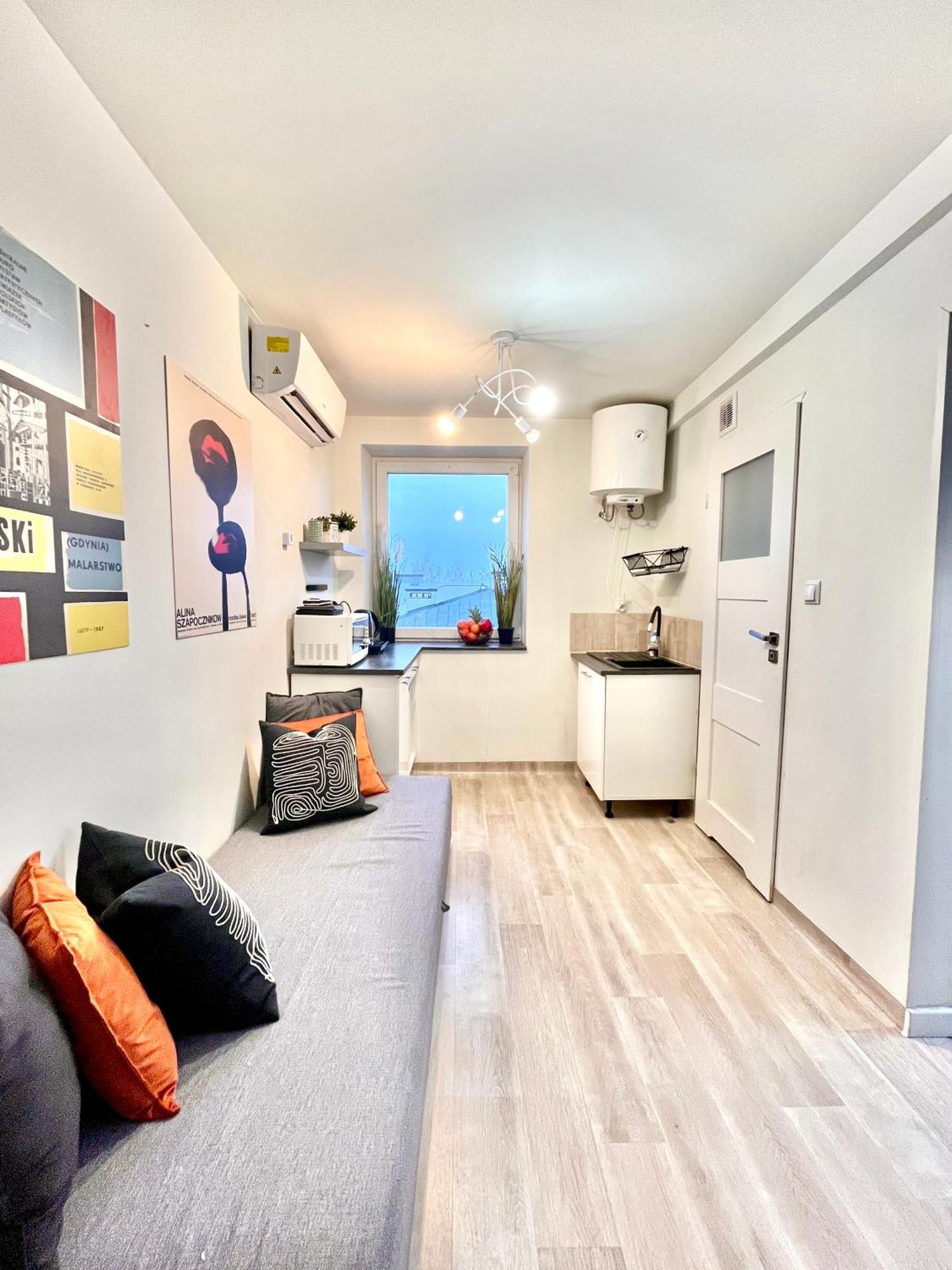 Chopin Self Check-in Apartment *