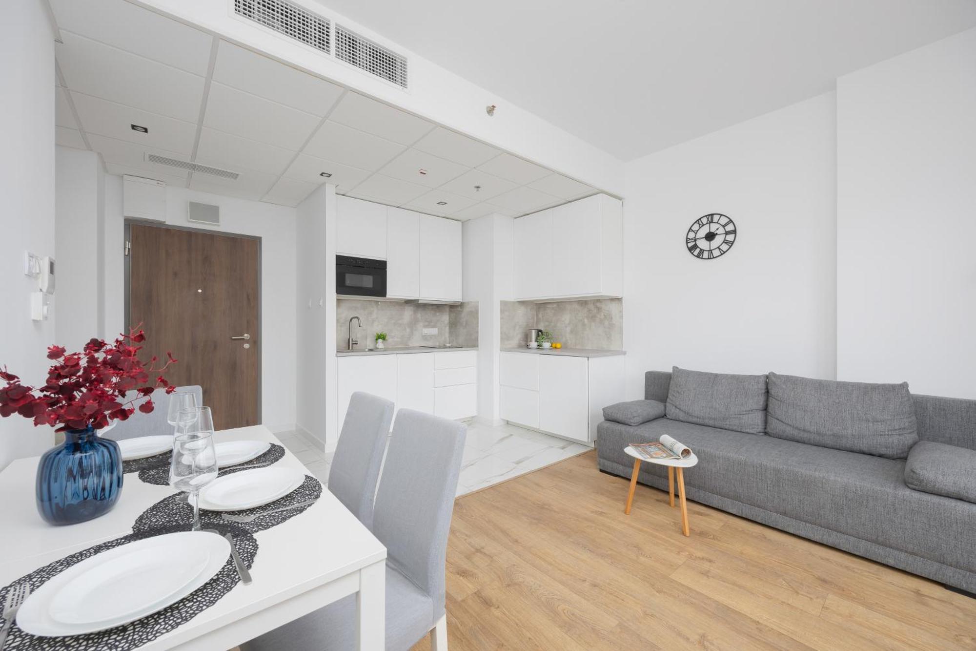 Kasprzaka Near Metro Plocka With Ac And Parking By Rent Like * Warschau