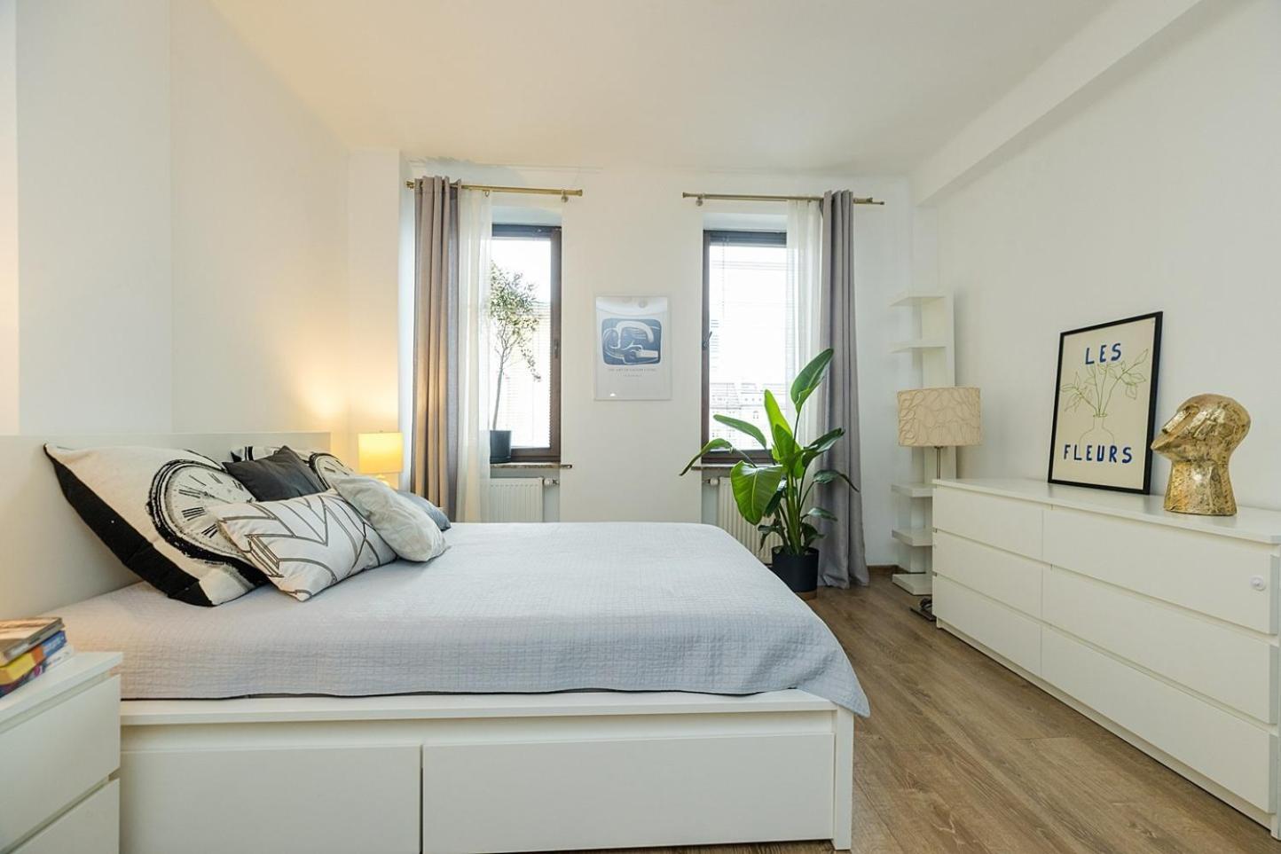 Superapart Chmielna 100, Comfort And Style In The Heart Of The *