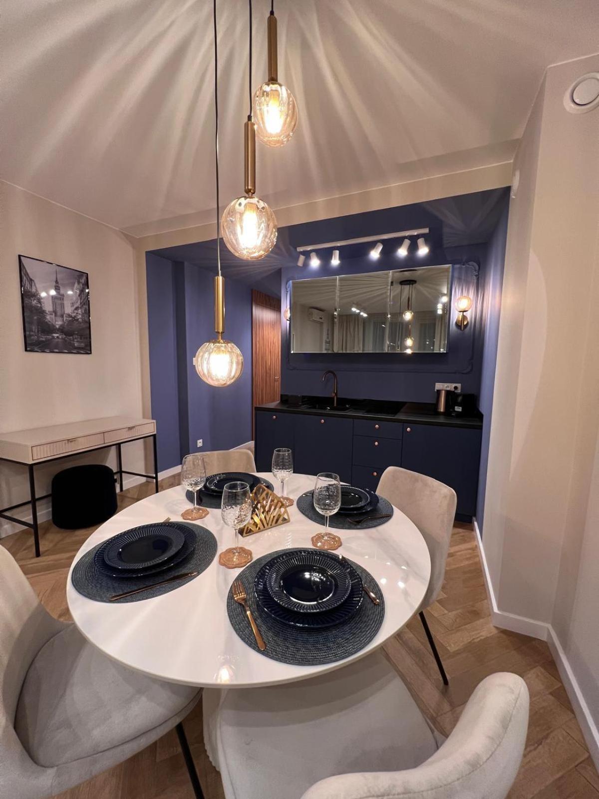 Apartamento Mia - Rotunda Varsóvia