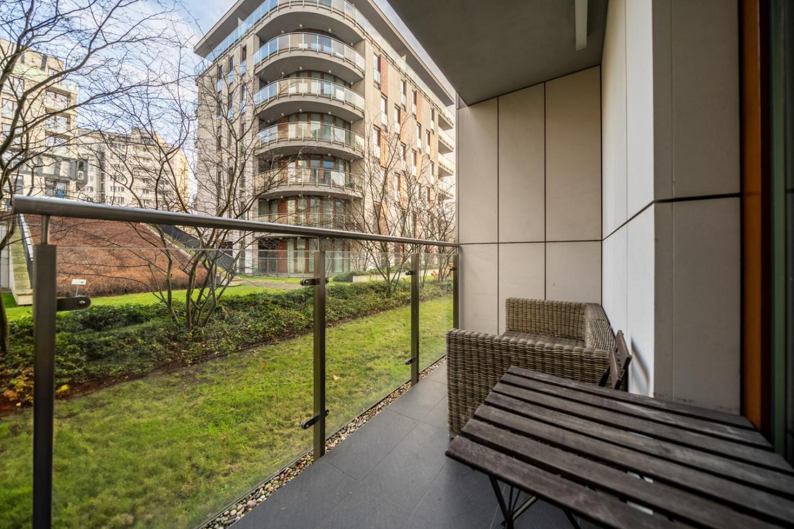 Apartment Downtown - Terrace, Location - By Rentujemy