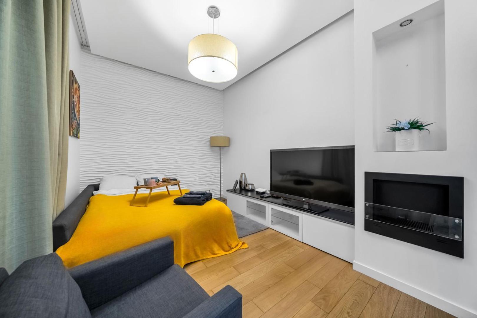 Apartment Downtown - Terrace, Location - By Rentujemy *
