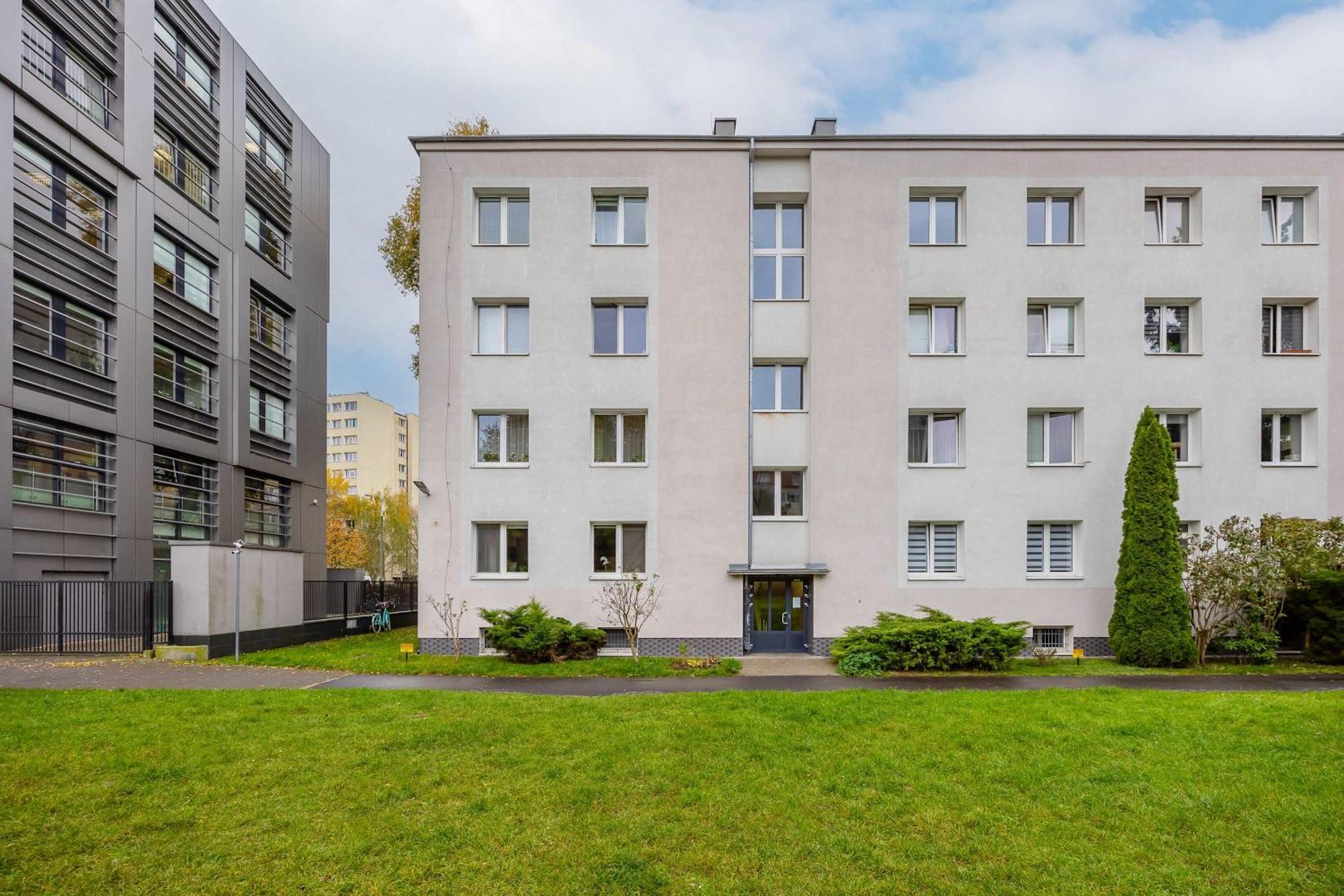Apartment Mokotow Modern With Desk For Remote Work By Renters *