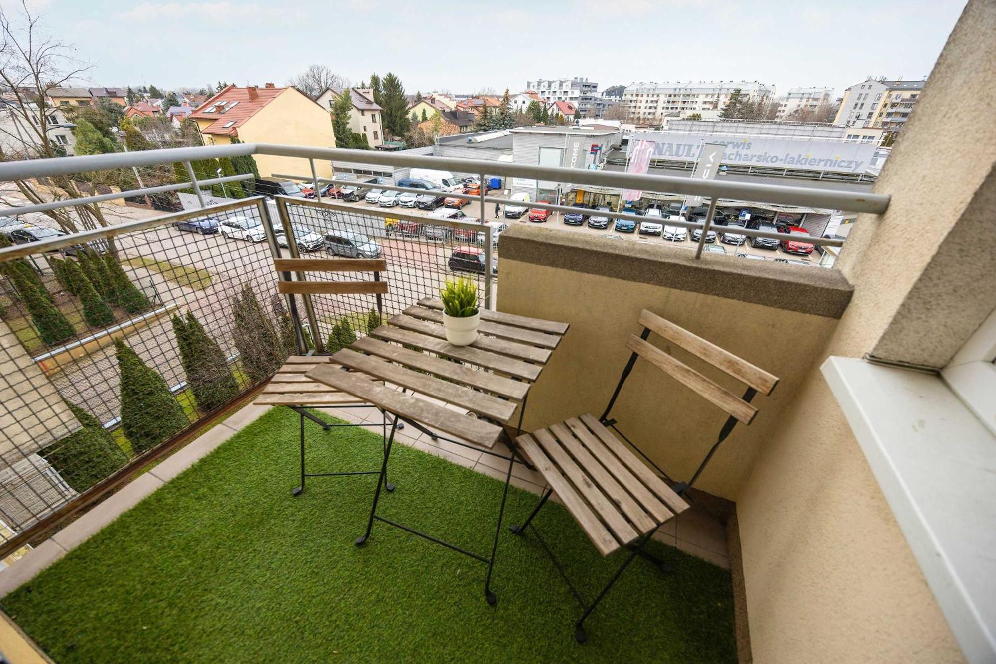 Stylowy Dla 6 Osob Z Parkingiem By Renters Apartment Warsaw