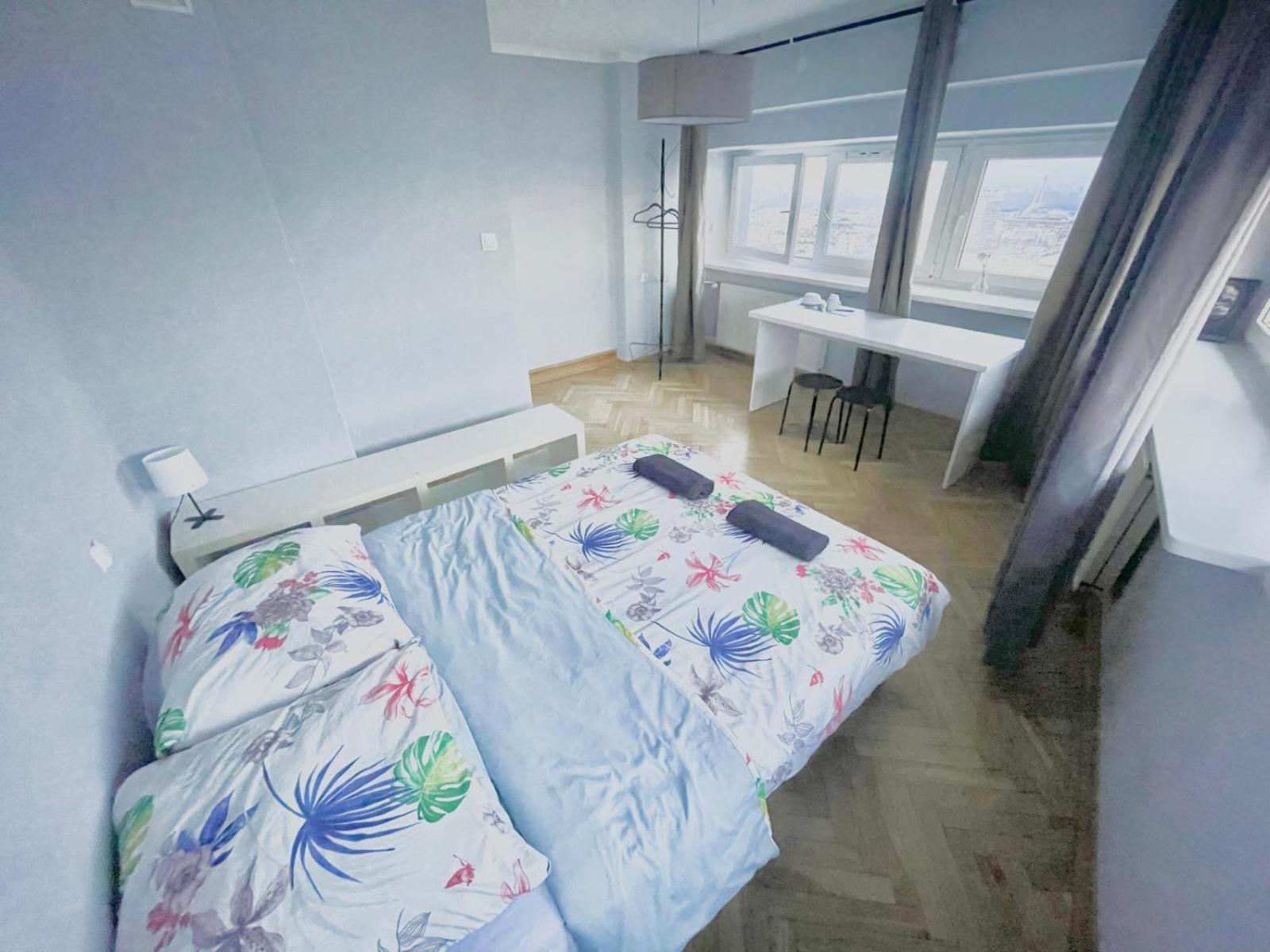 Apartment Fantastic Waw - Ch-v 3 *