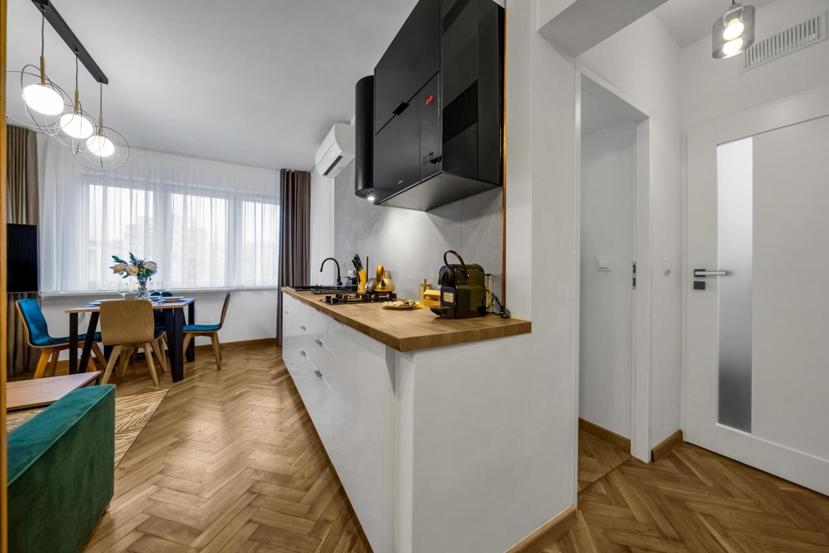 Apartment - Balcony, Location - By Rentujemy Warsaw