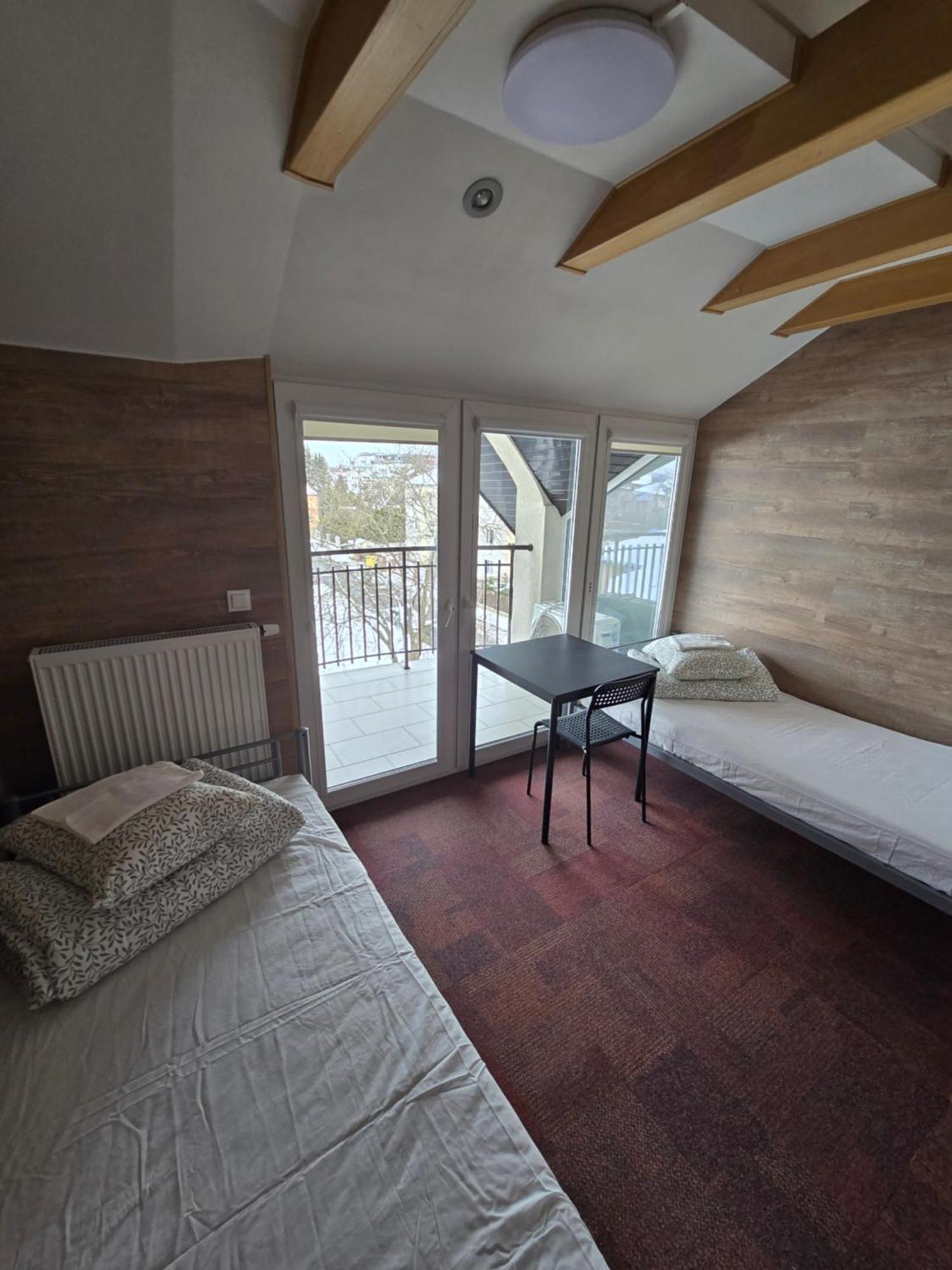 Rooms4rest Skibicka - Private For Tourists - Atr Consulting Sp, Z O,o, Hostel Warszawa