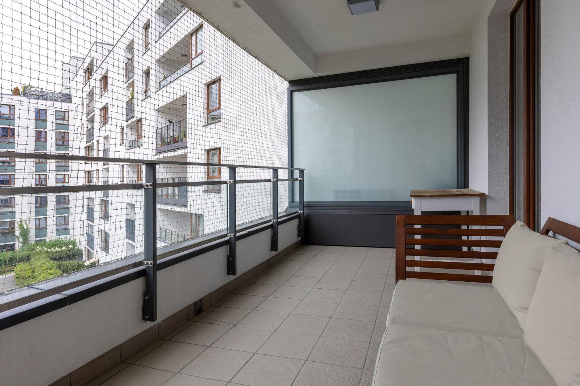 Cosy With Parking Nowaka-jezioranskiego Praga By Renters *