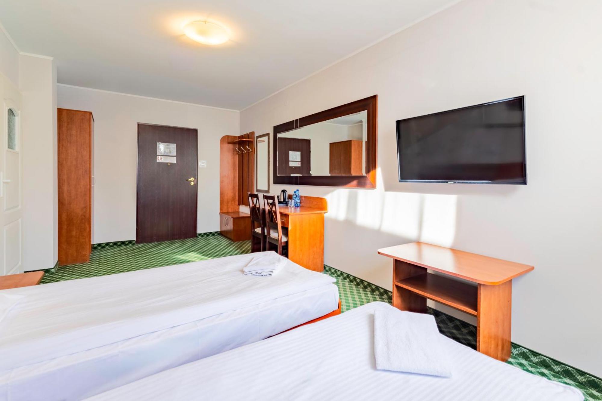 Hit Hotel