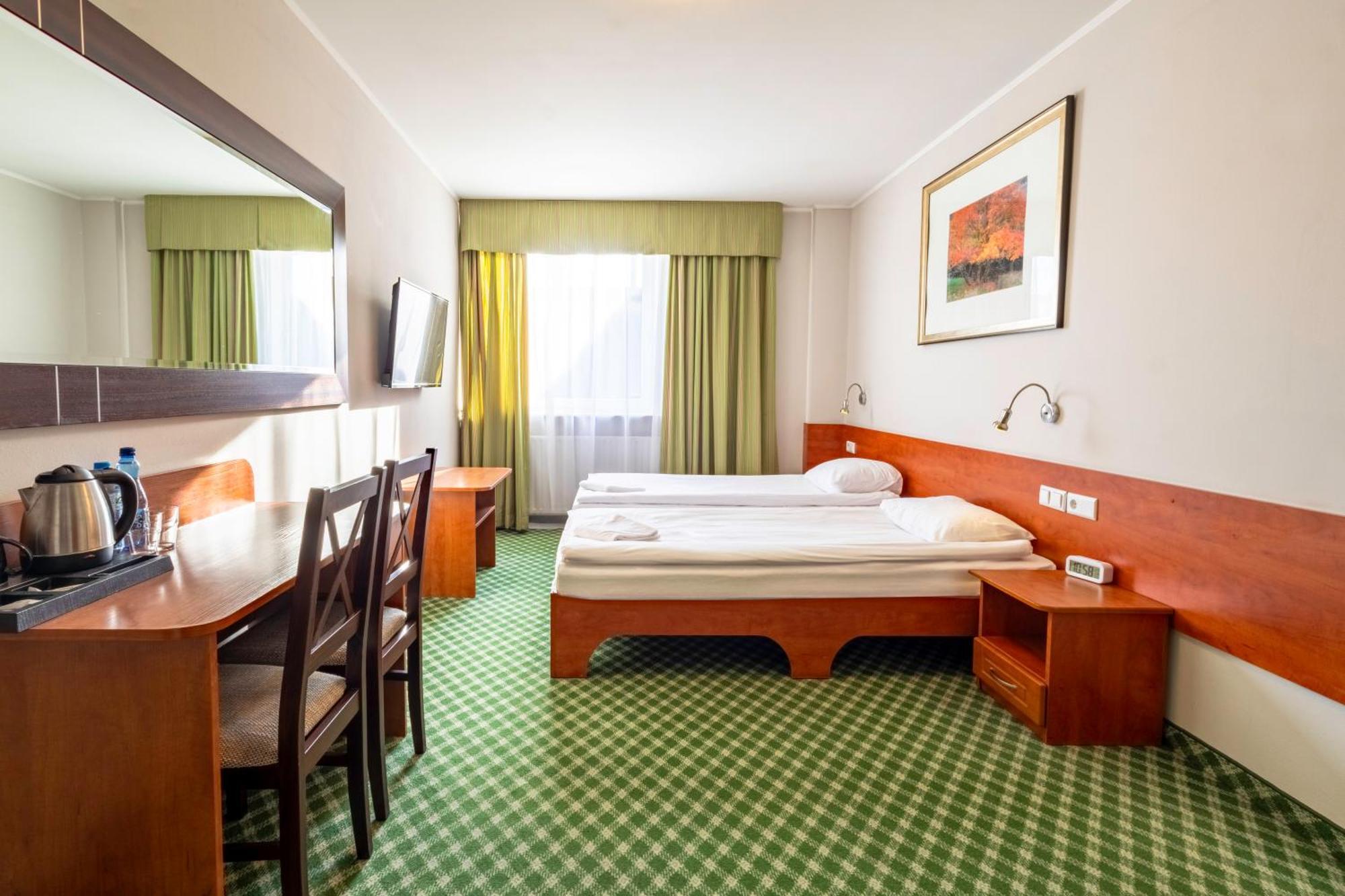Hotel Hit Varsóvia