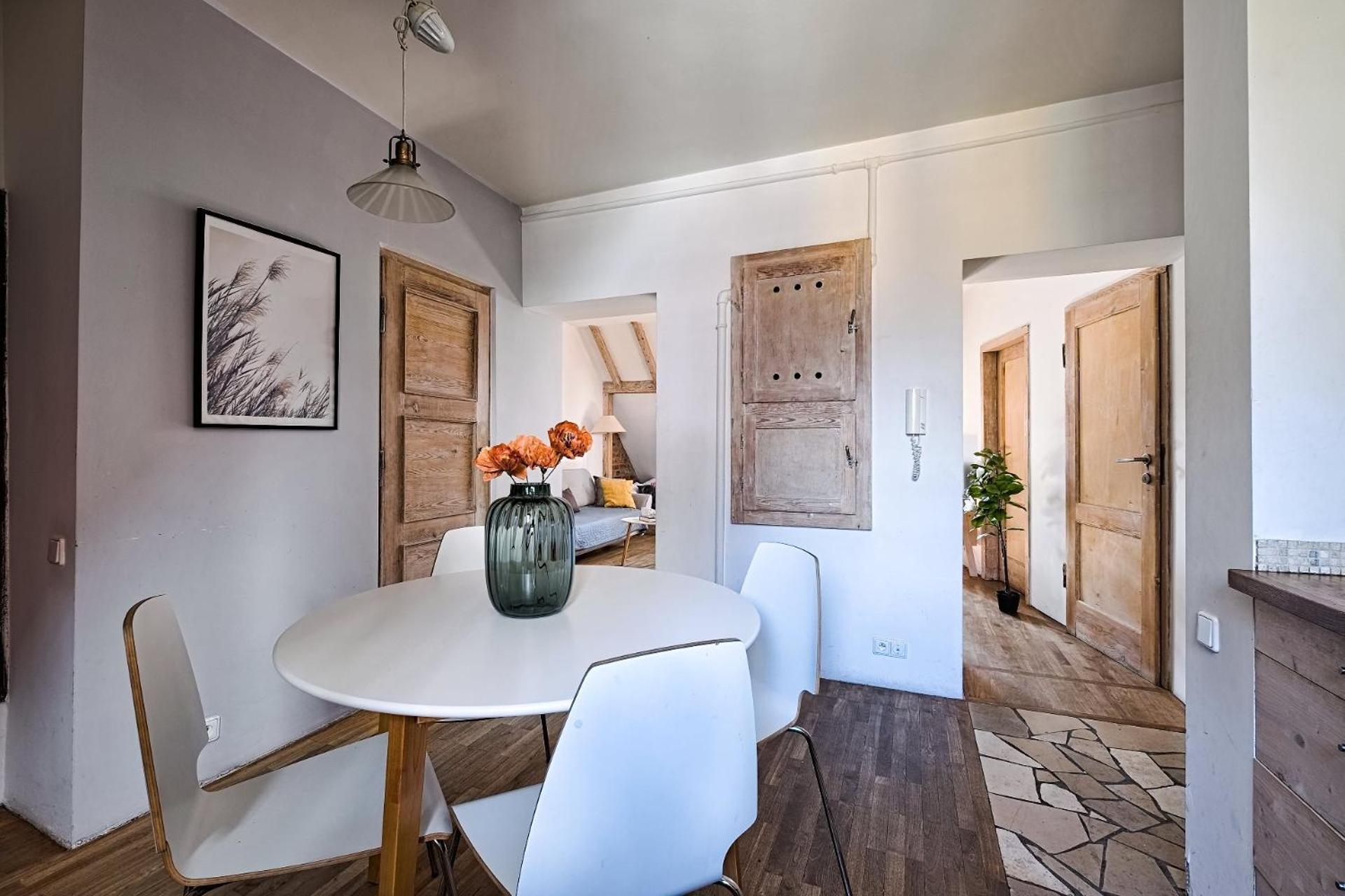 Urbannestgroup - Old Town - Stare - Freta 50 Căn hộ *