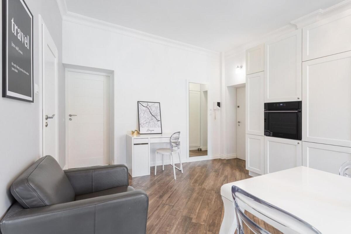 Golden - Stylish And Luxury - Podwale * Warsaw
