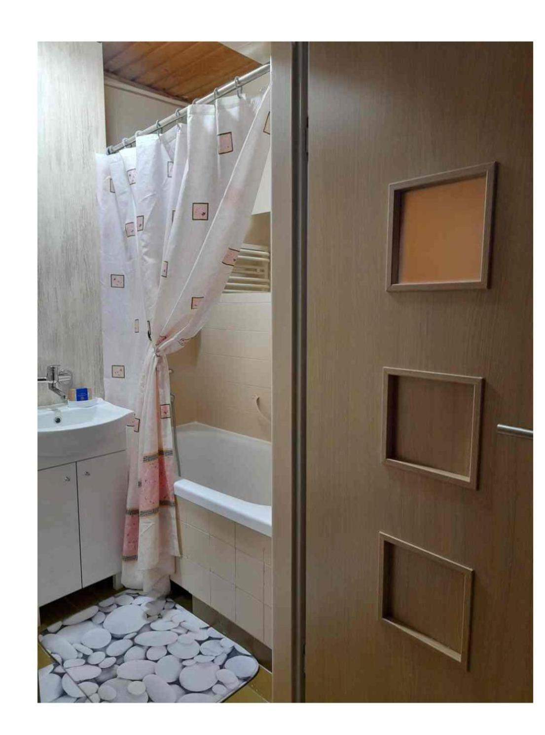 Apartment с любовью *