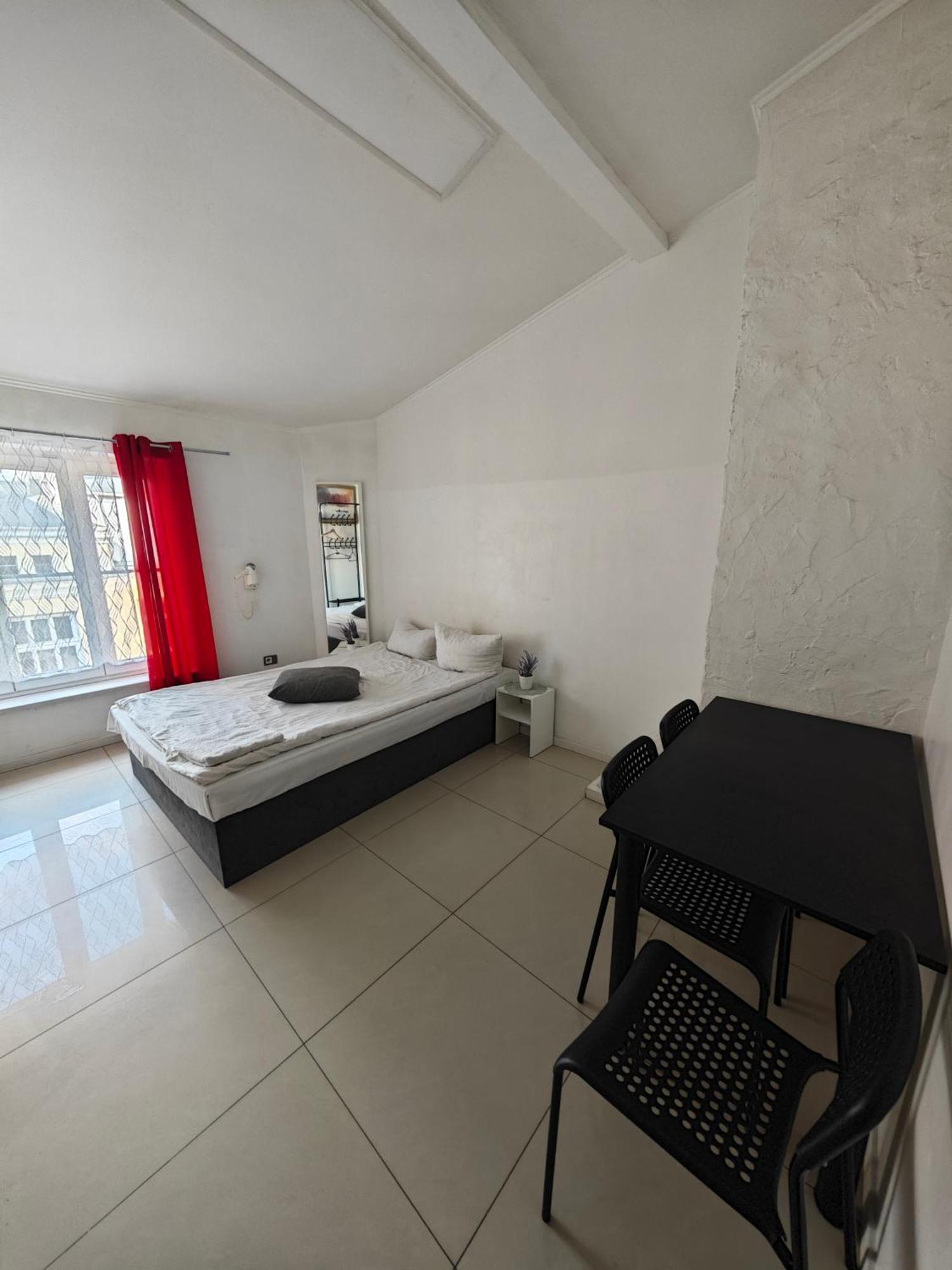 Apartment Wilcza Center Price