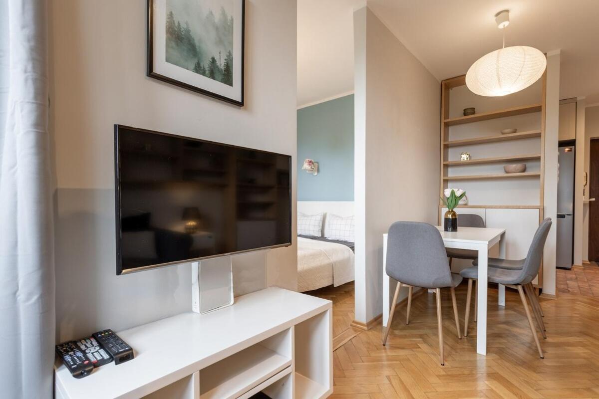 Chic - Stare - Cozy And Stylish - Zamenhofa Warszawa