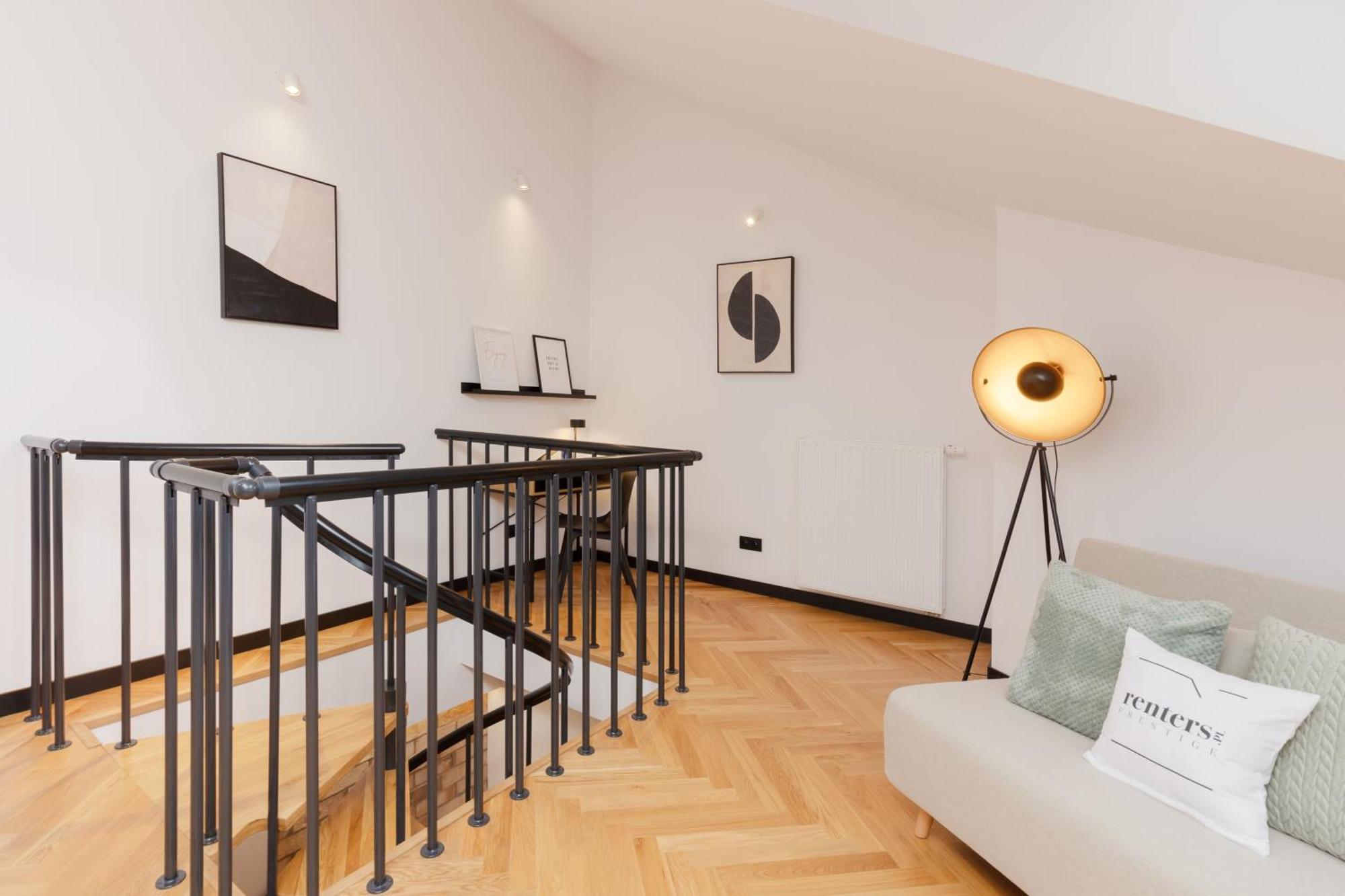 Praga Duplex Premium By Renters Prestige *