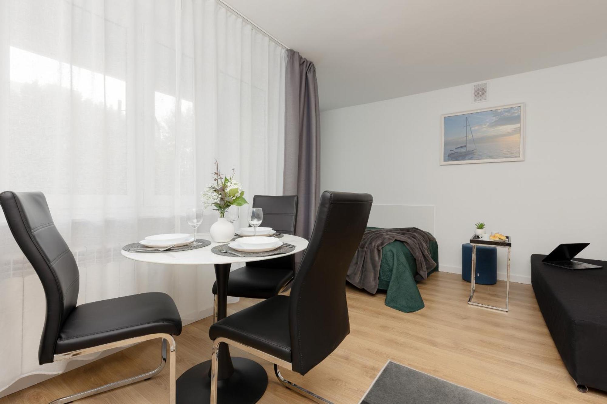 Bruna Metro Pole Mokotowskie By Renters Apartamento Varsóvia
