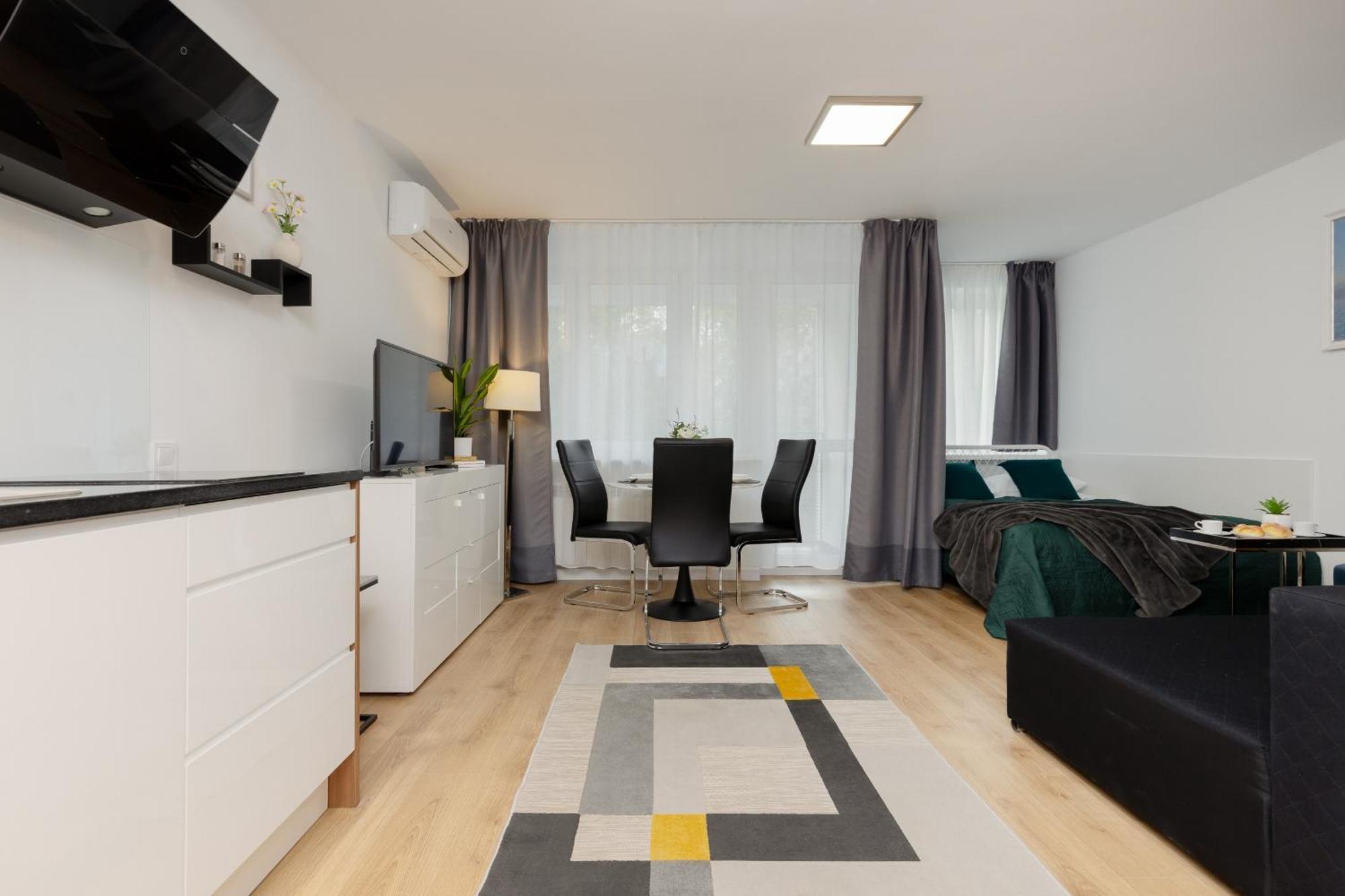 Bruna Metro Pole Mokotowskie By Renters Apartamento