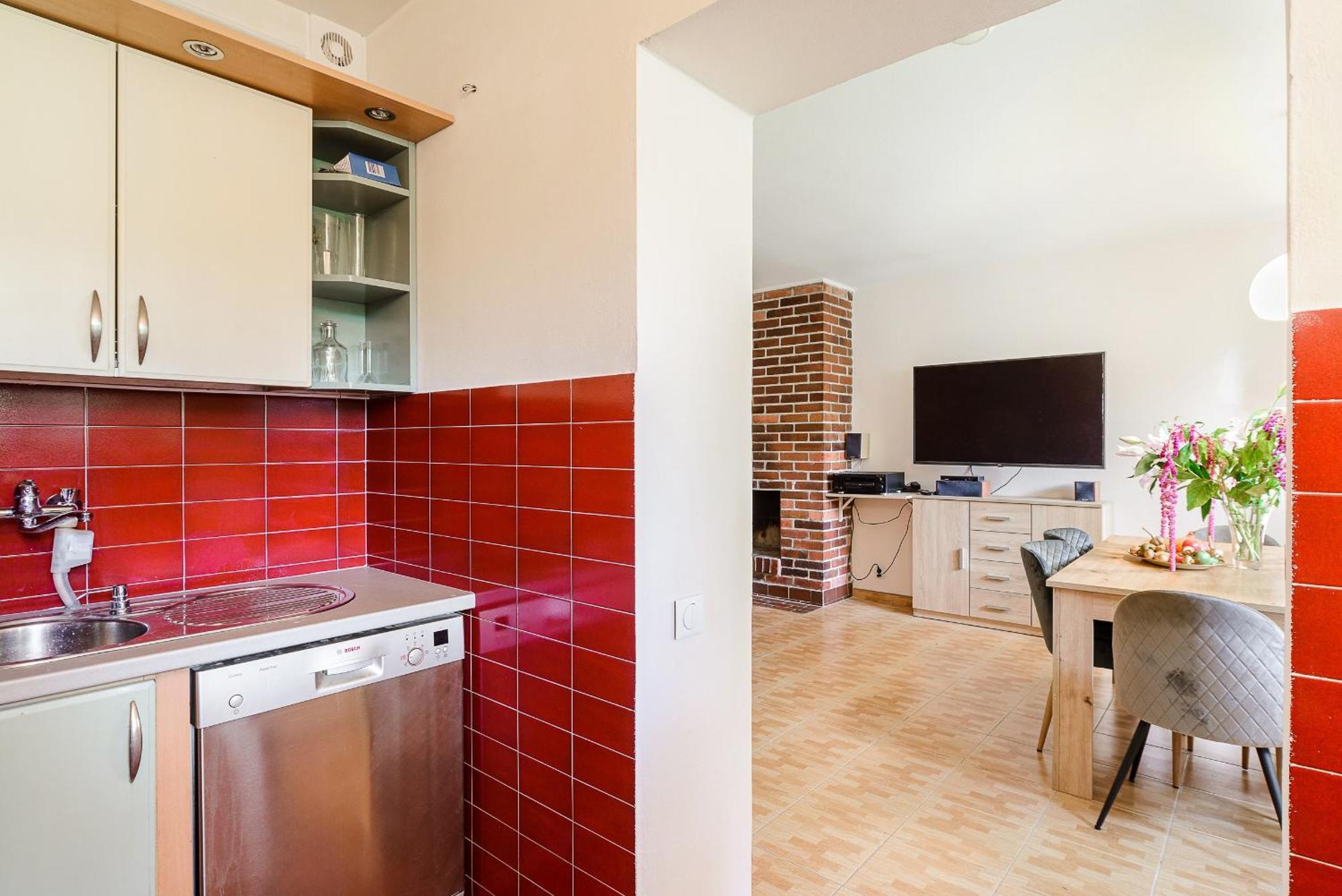 P&o Juhasow - Wawer Apartment *