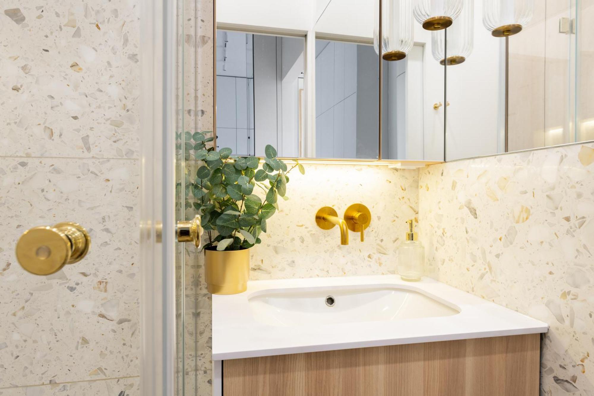 Apartment The Champagne Center Hoza Premium Warsaw