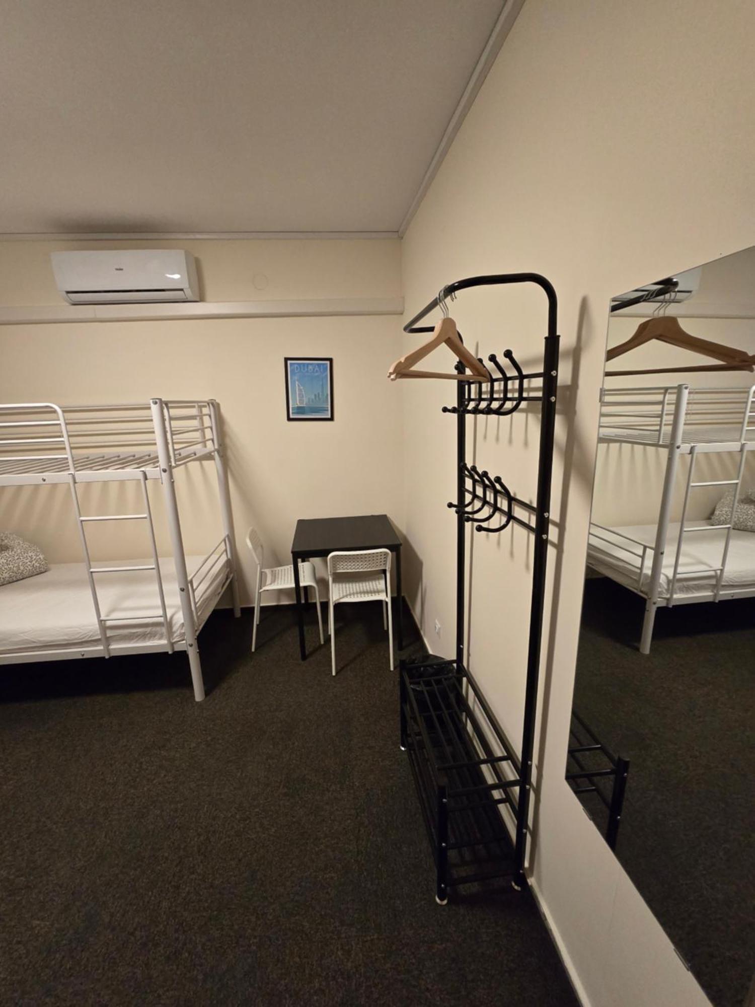 Rooms4rest Skibicka - Private For Tourists - Atr Consulting Sp, Z O,o, * Warszawa