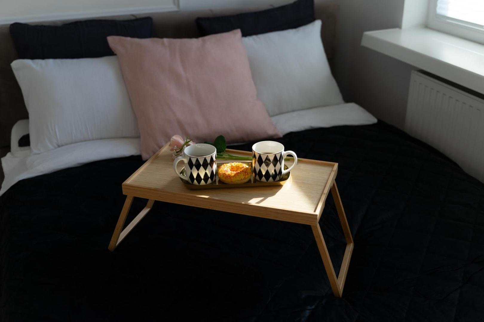 Apartment Wola 14th Floor - Parking & Balcony - By Rentujemy