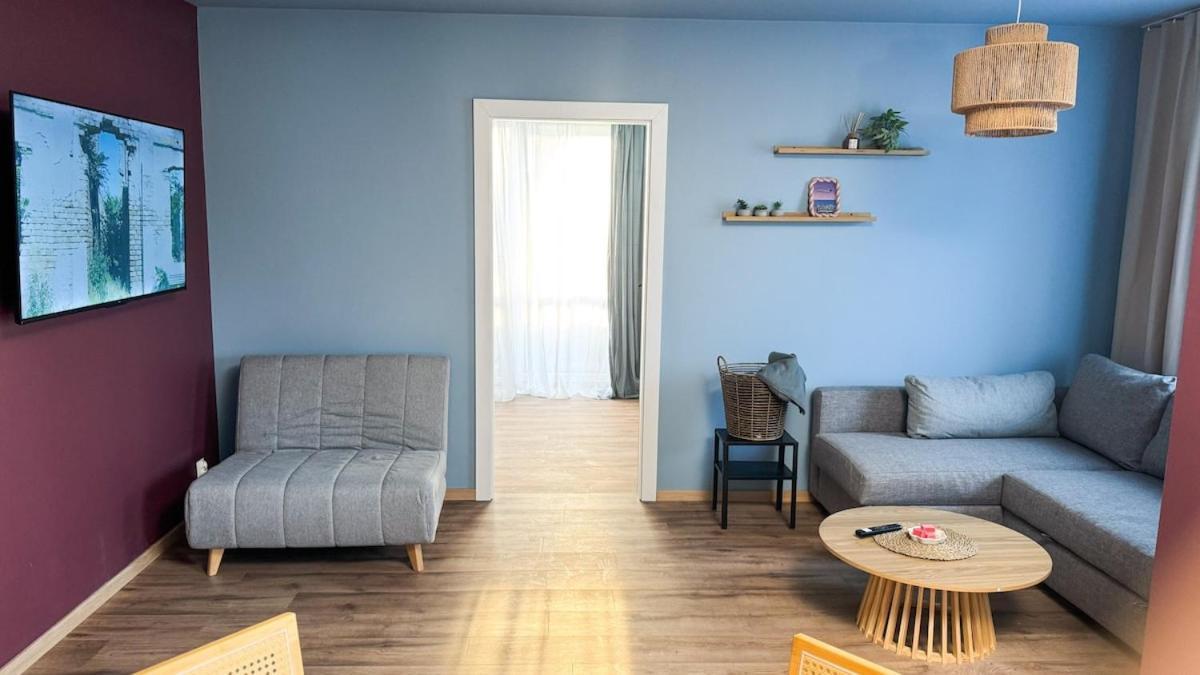 Apartment Blue With Balcony *