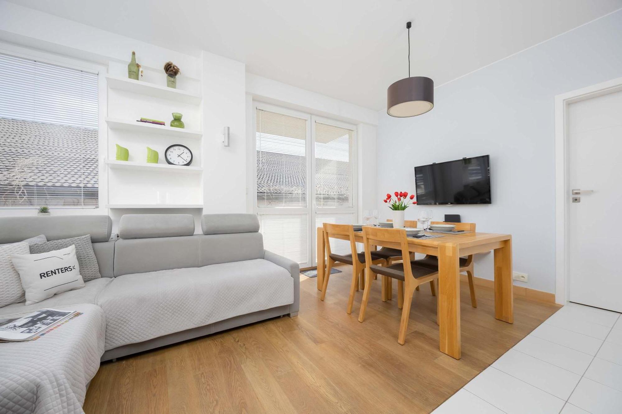 Apartment Spacious With Parking And Garden By Renters *