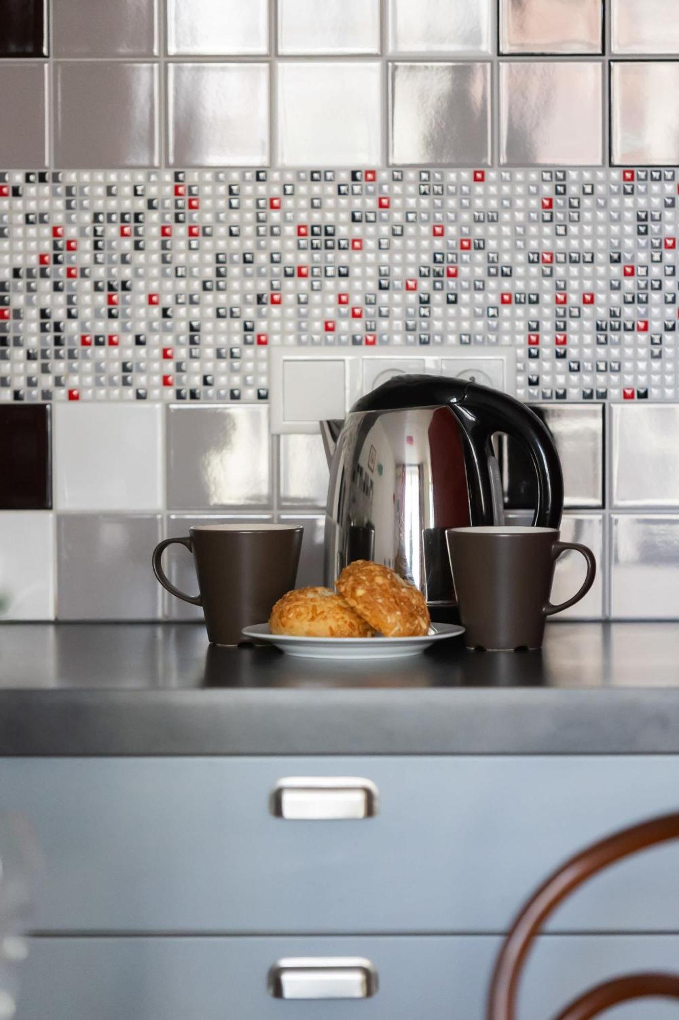 Apartment Leszczynska American Retro With Balcony Warsaw's Powisle By Renters Warsaw