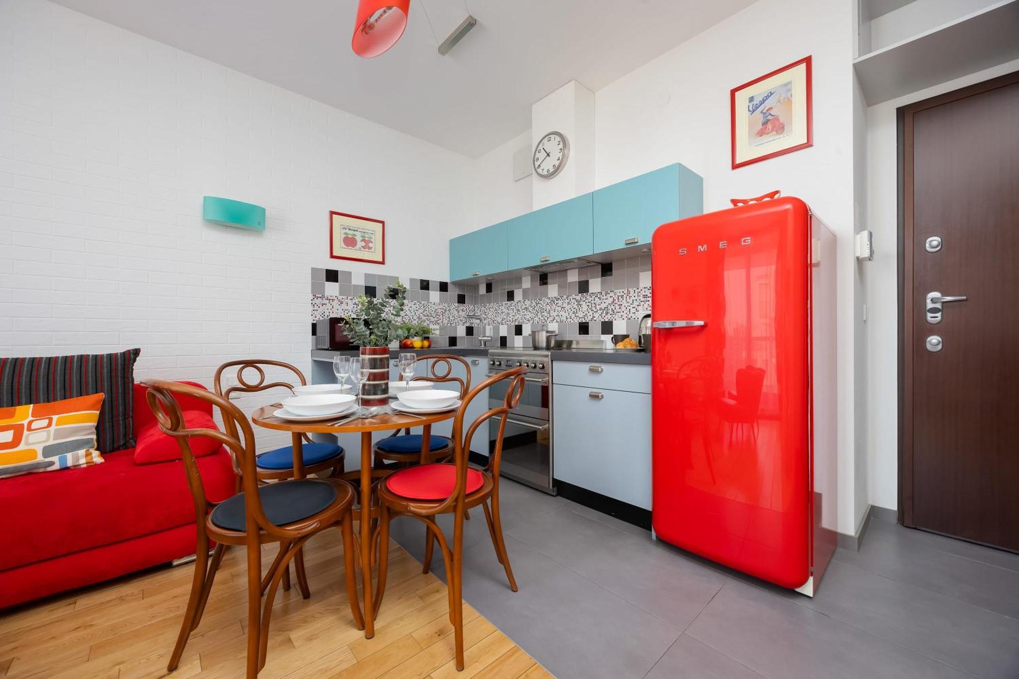 Leszczynska American Retro With Balcony Warsaw's Powisle By Renters Apartment Warsaw