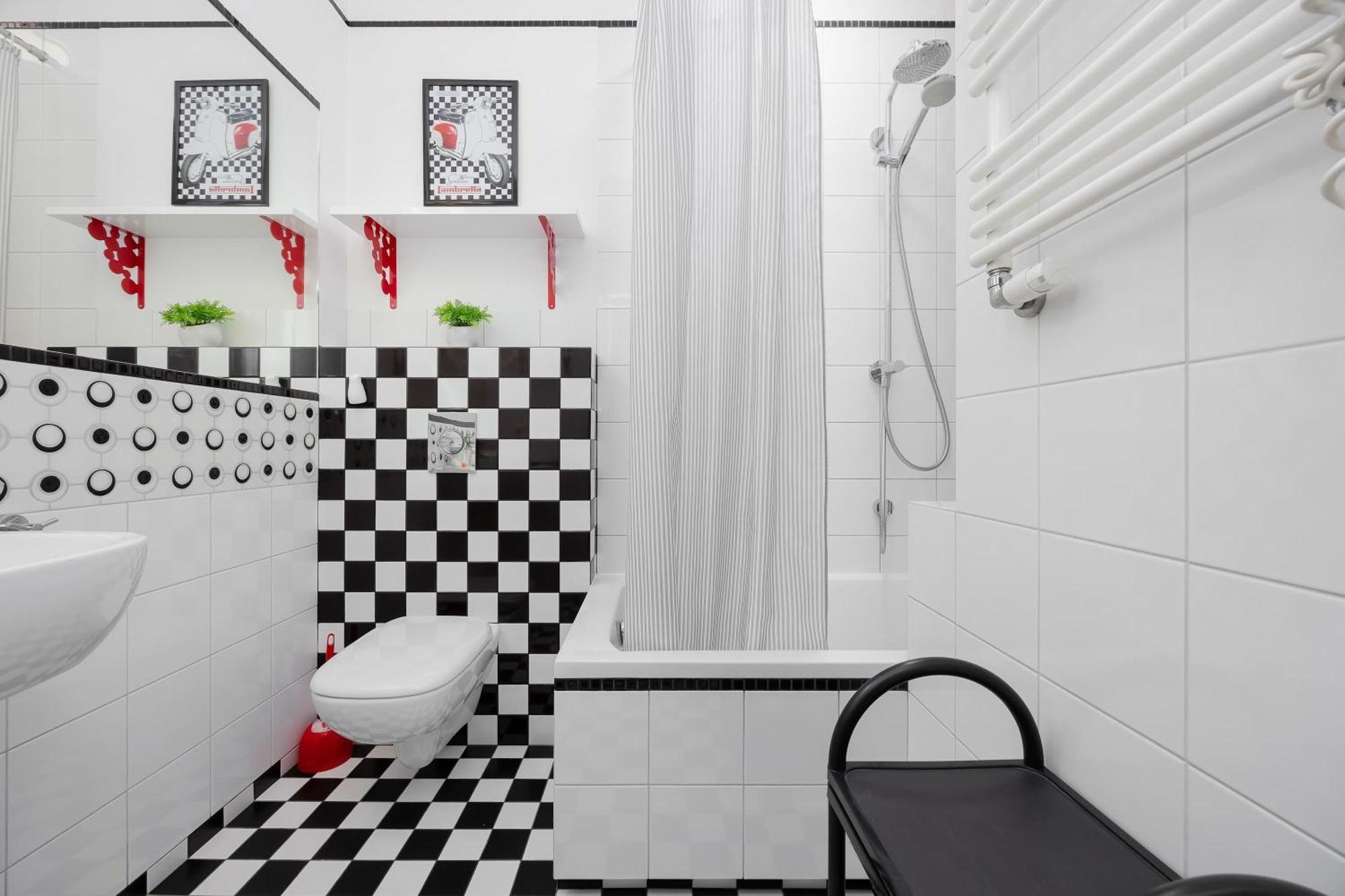 Apartment Leszczynska American Retro With Balcony Warsaw's Powisle By Renters *