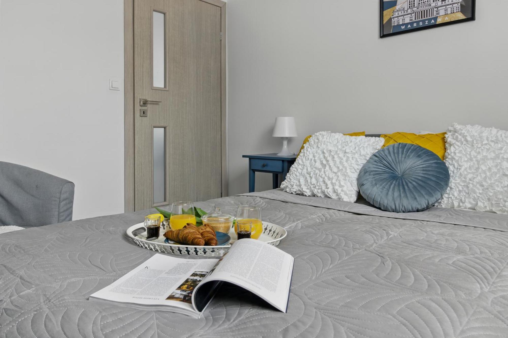 Apartament Riverside Retreat By Vistula 2br & Separate Living & Balcony In The Center Warszawa
