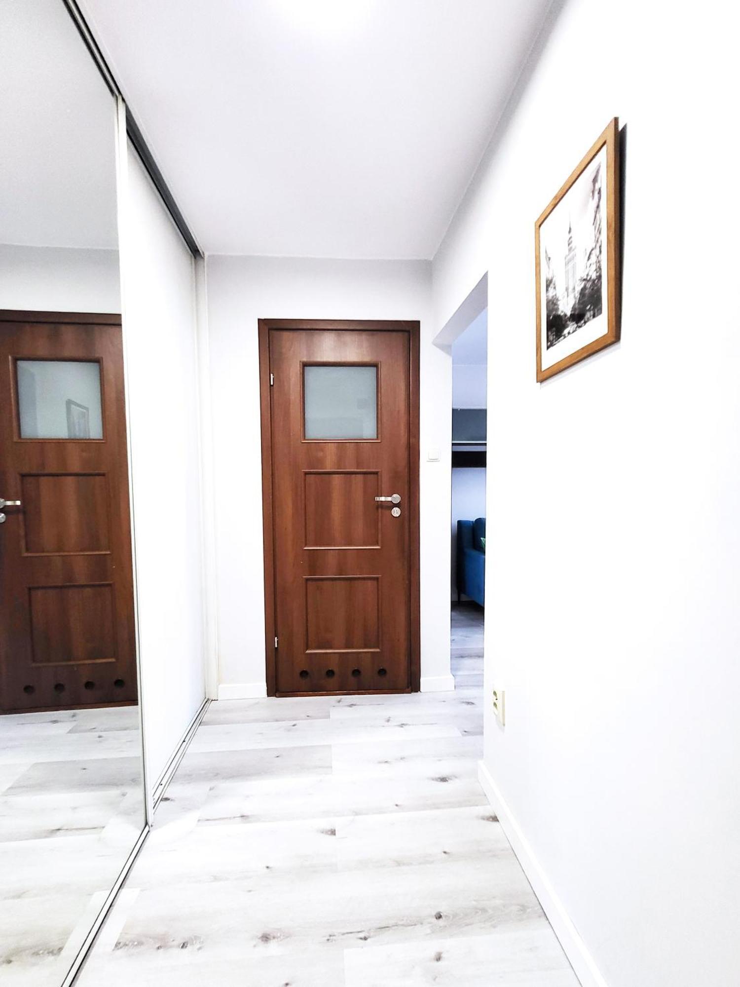 Enjoy! Czerniakowska Torwar Apartment Warsaw