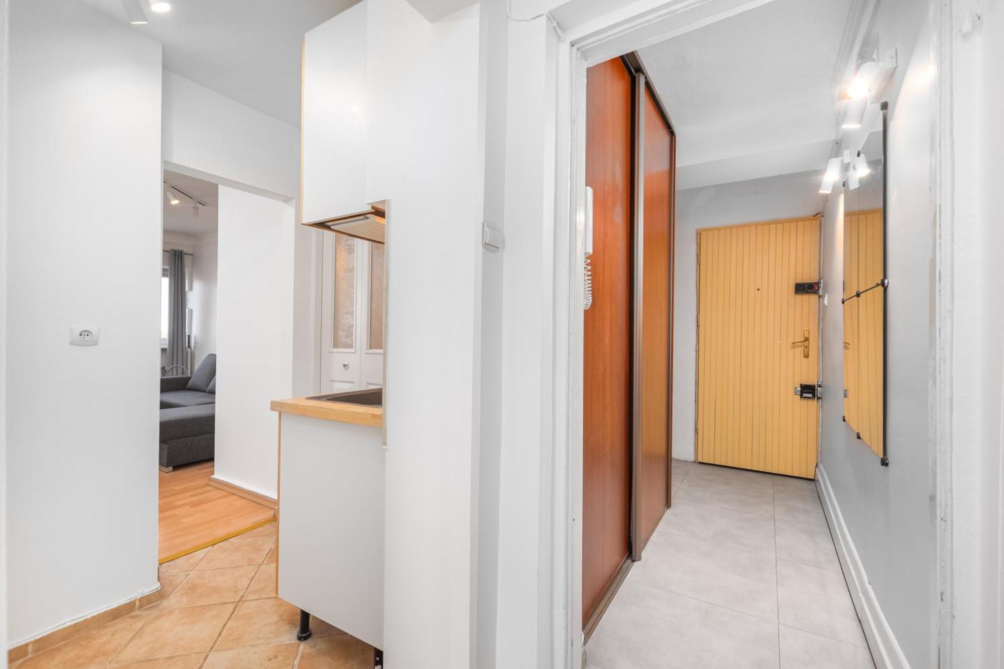 Apartment Raclawicka 42 By Homeprime *