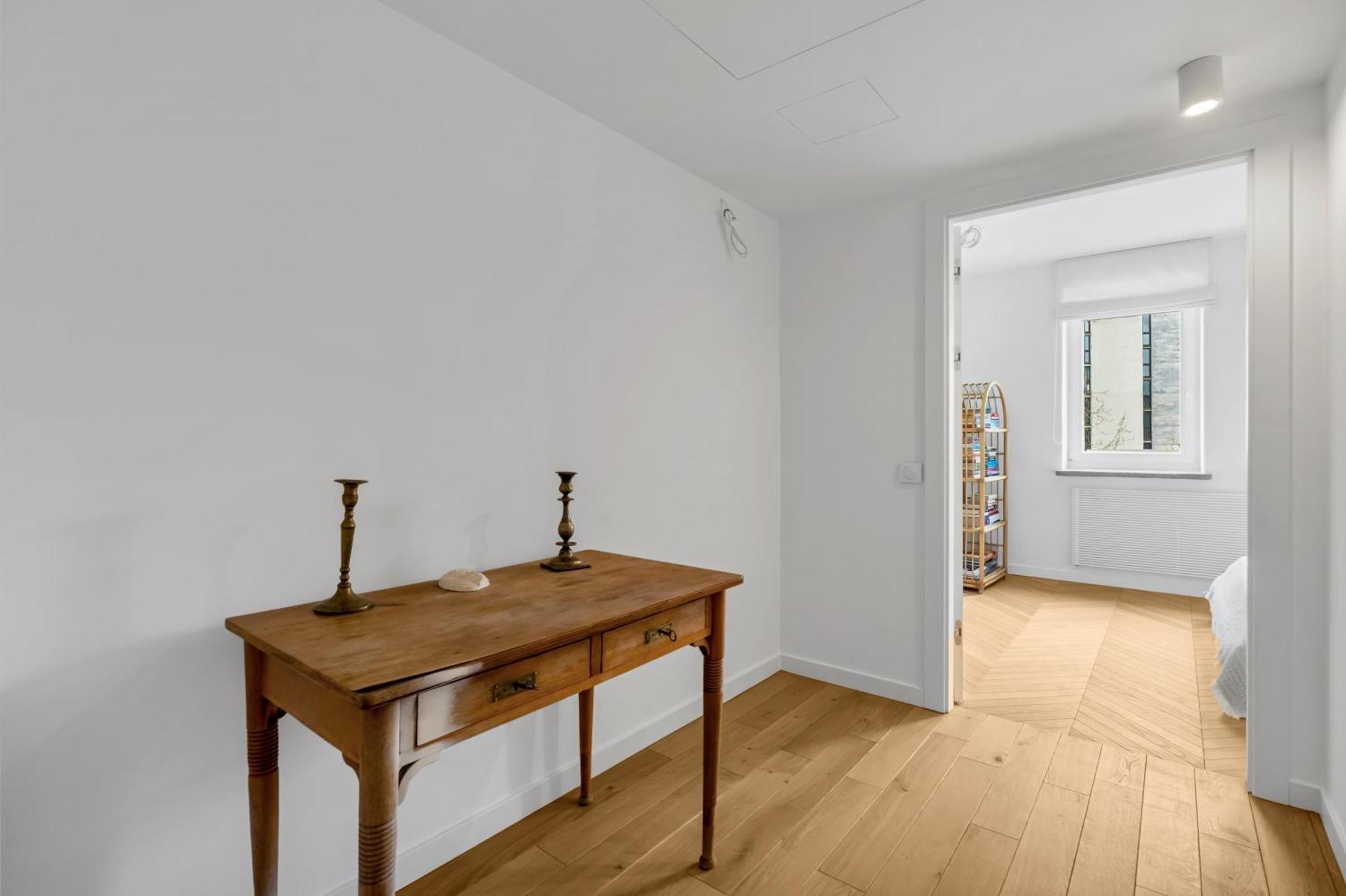 Prestige Cityscape Apartment Warsaw