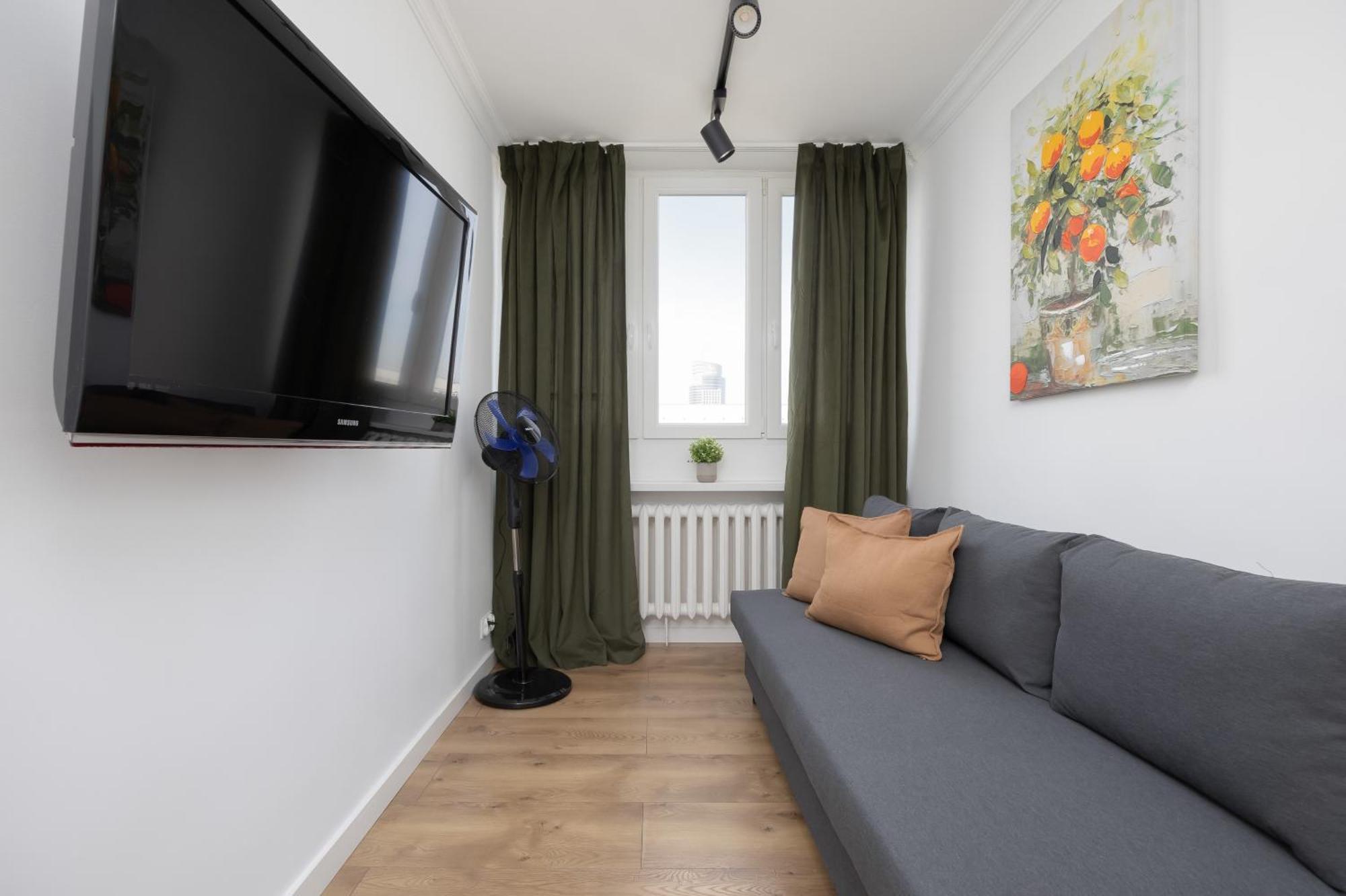 Cosy In The Centre Of By Renters Apartment *