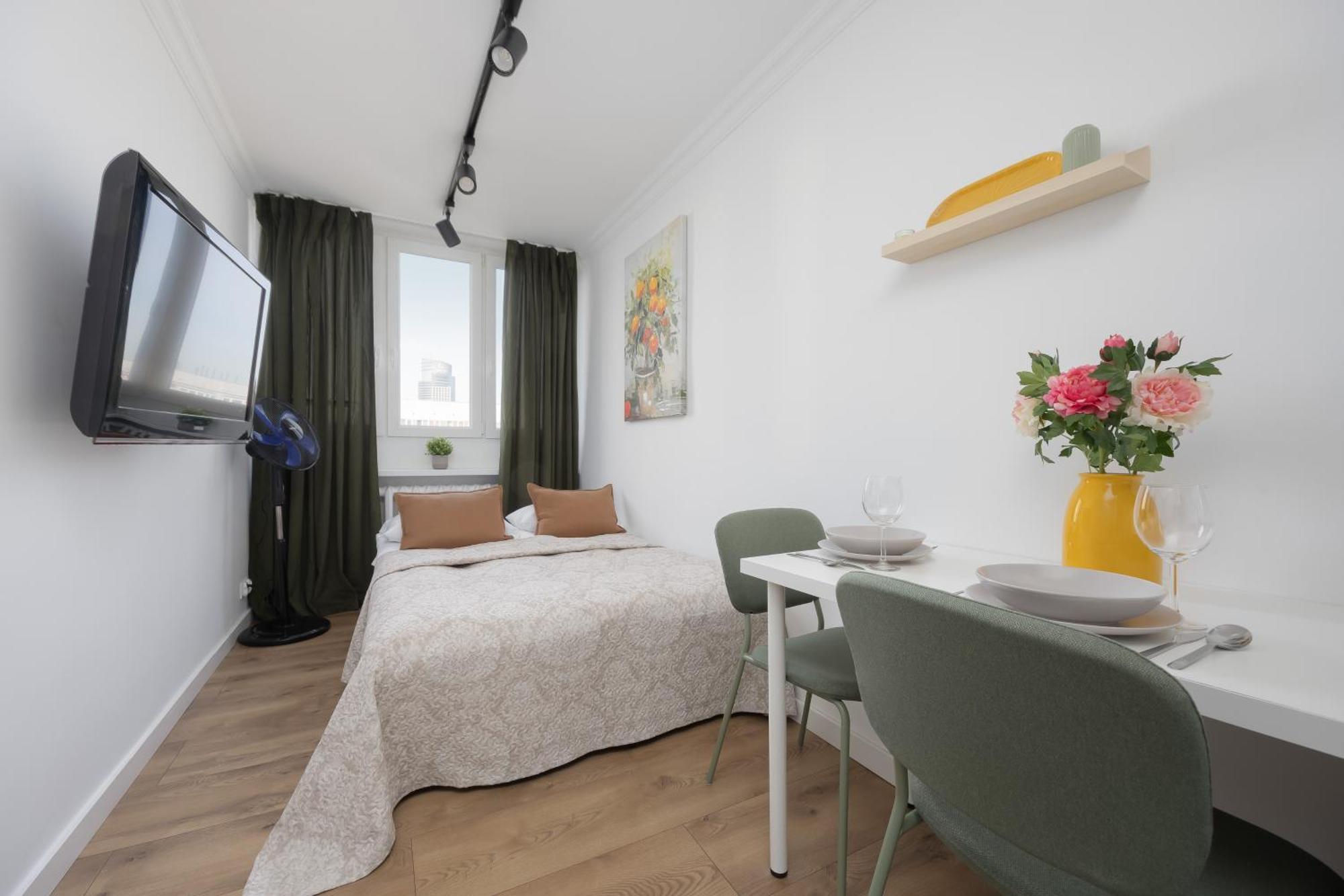 Cosy In The Centre Of By Renters Apartment Warsaw
