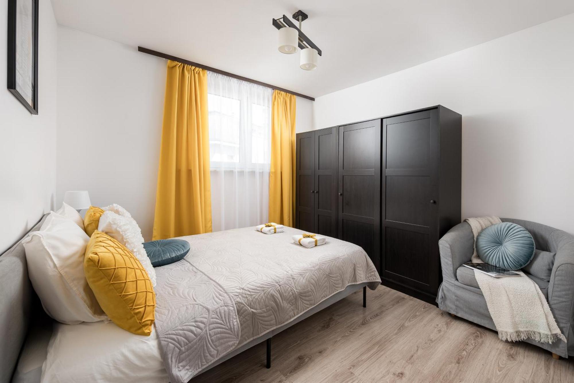Apartament Riverside Retreat By Vistula 2br & Separate Living & Balcony In The Center