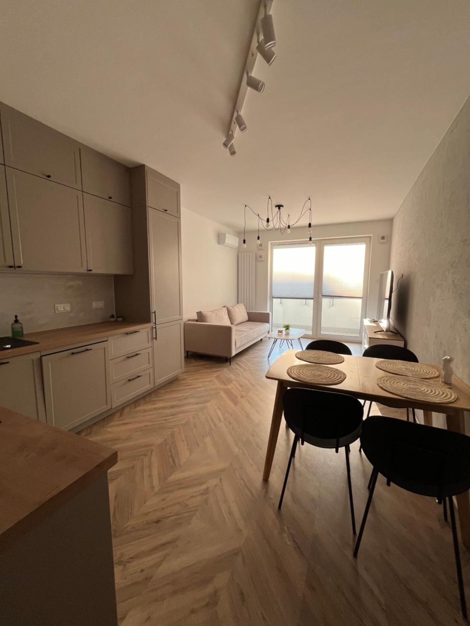 Modern, Airport Designer Double Apartamento