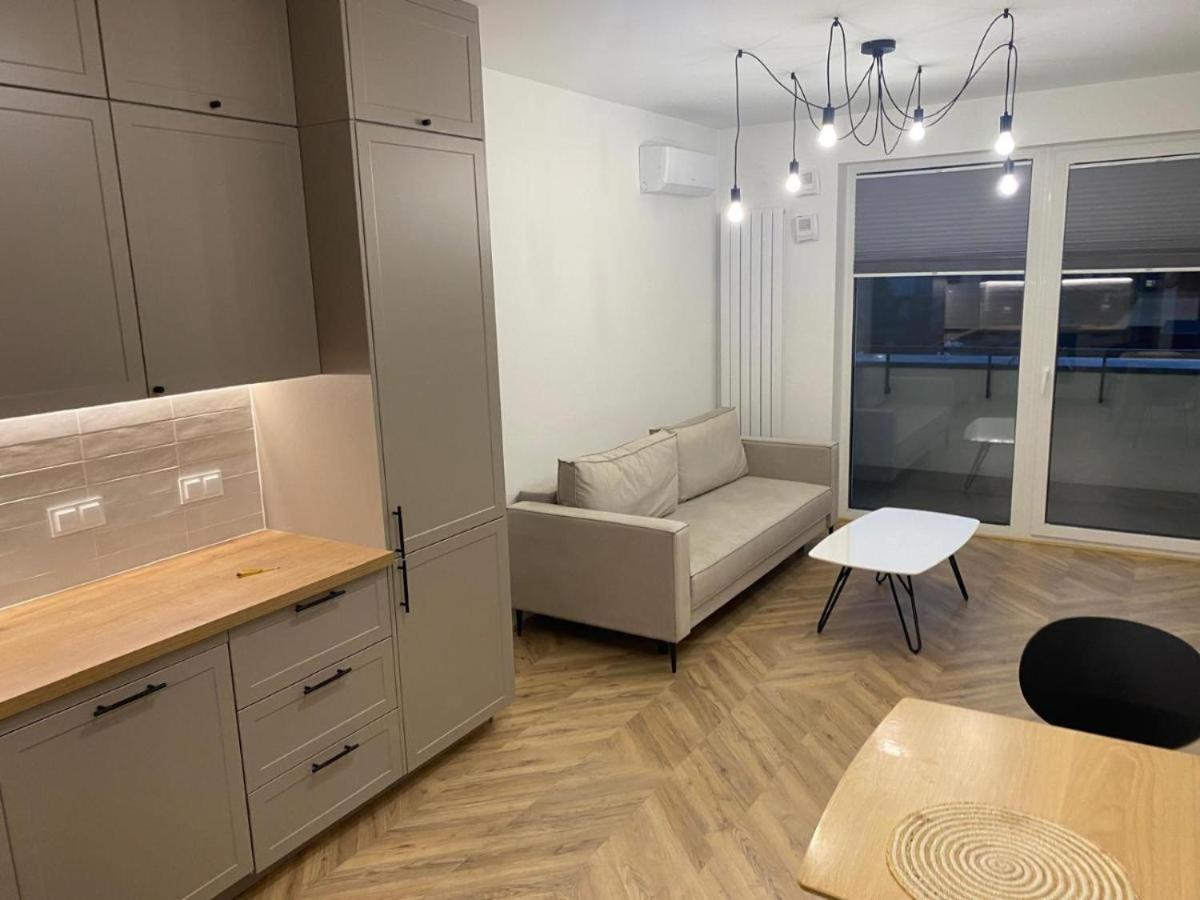 Modern, Airport Designer Double Apartamento *