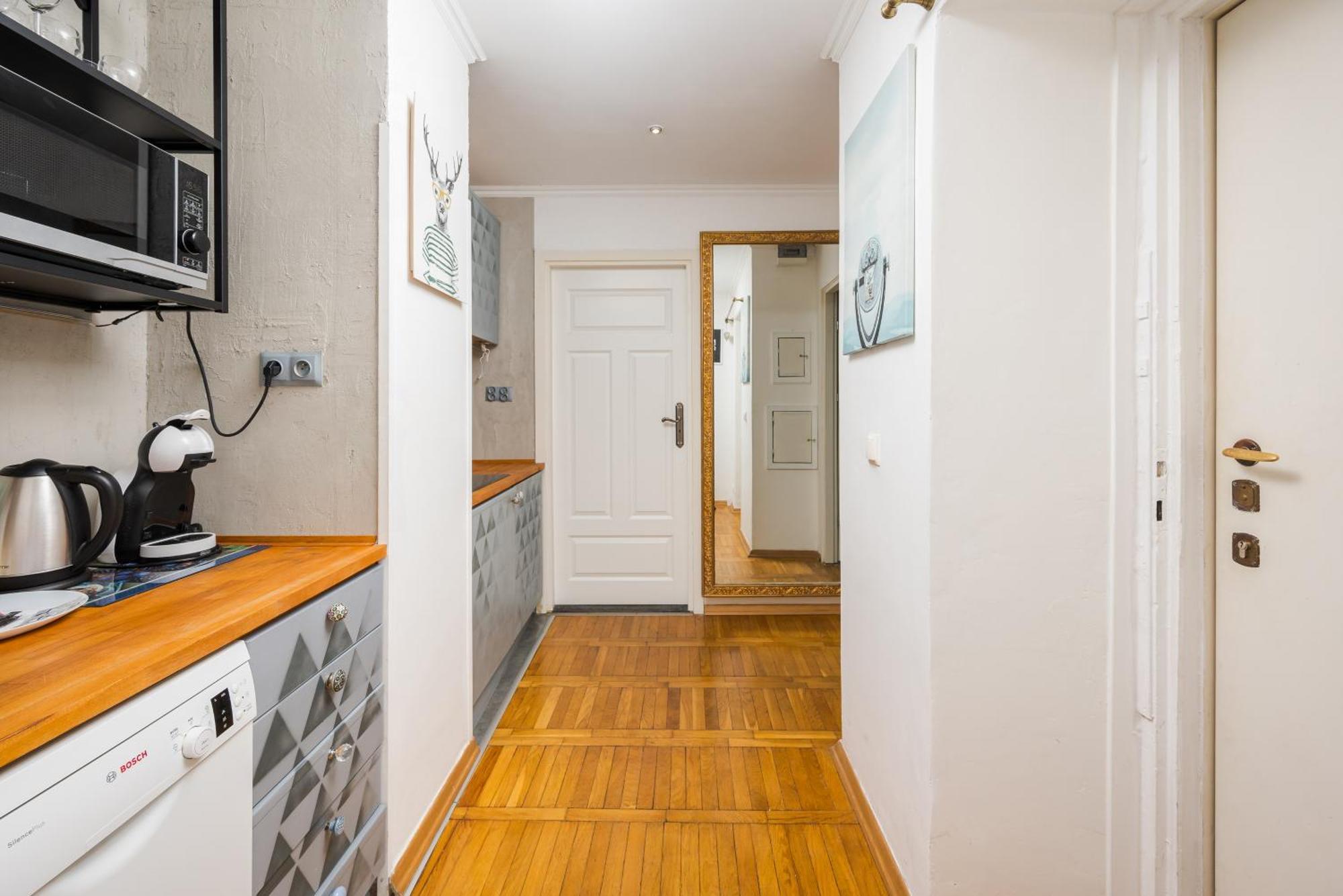 Nowy Swiat 35 With Mezzanine * Warsaw