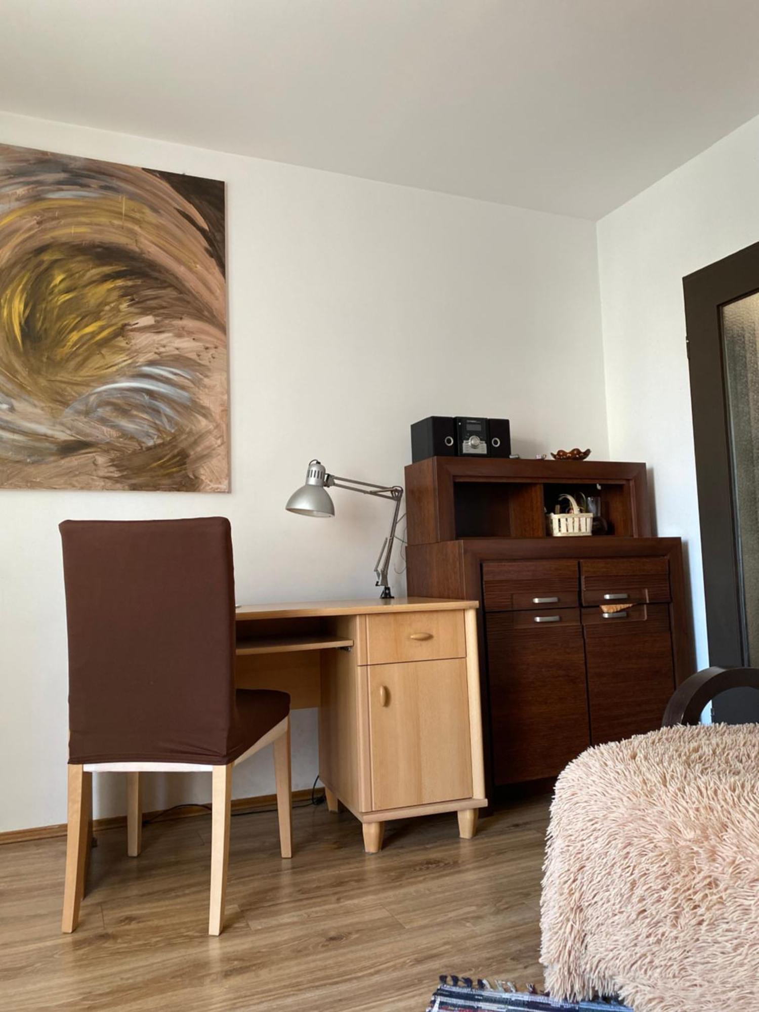 Noc Z Obrazem - Balkon - Praga Apartment Warsaw