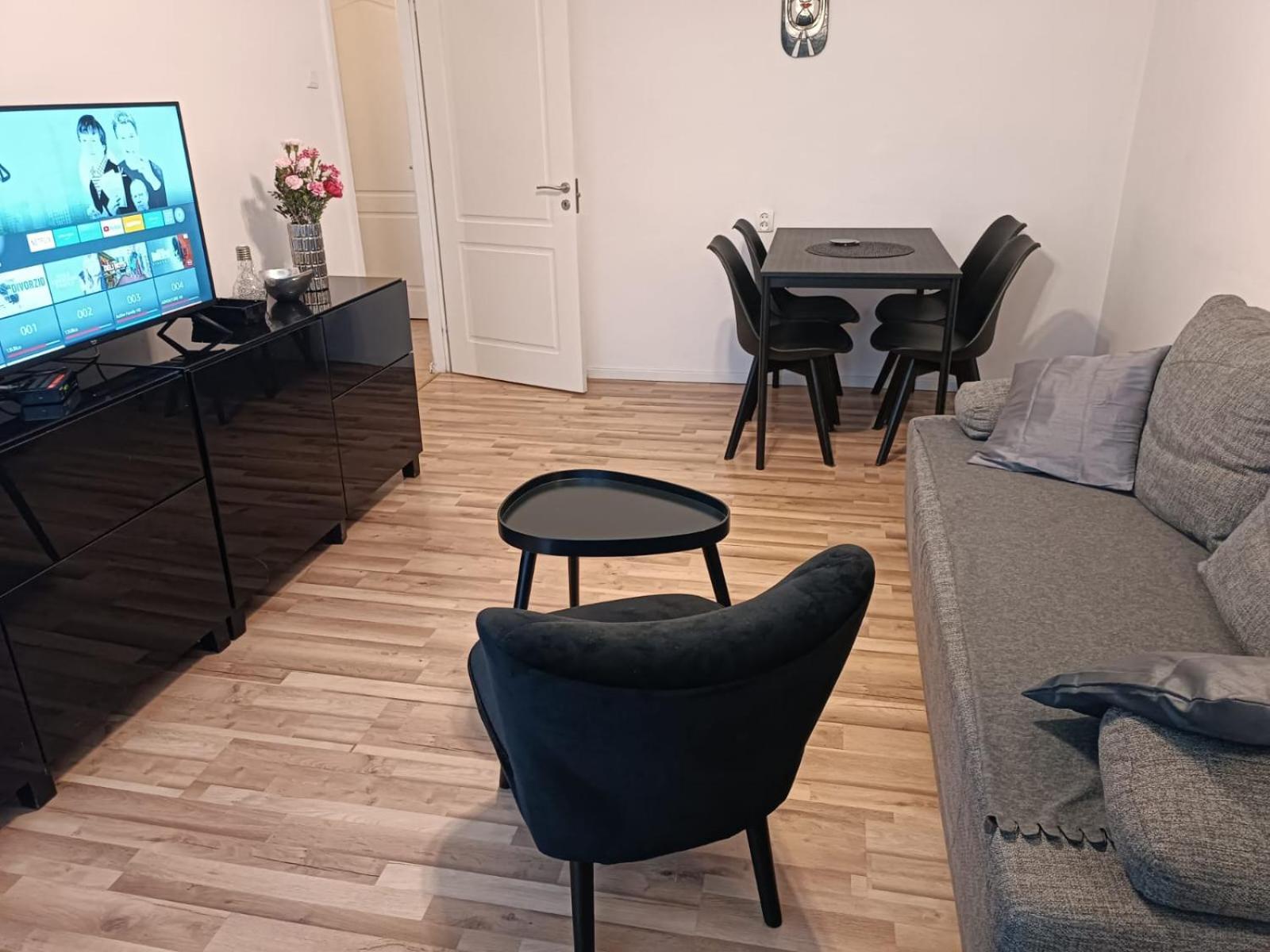 Apartament Romantica...stare By Walking *