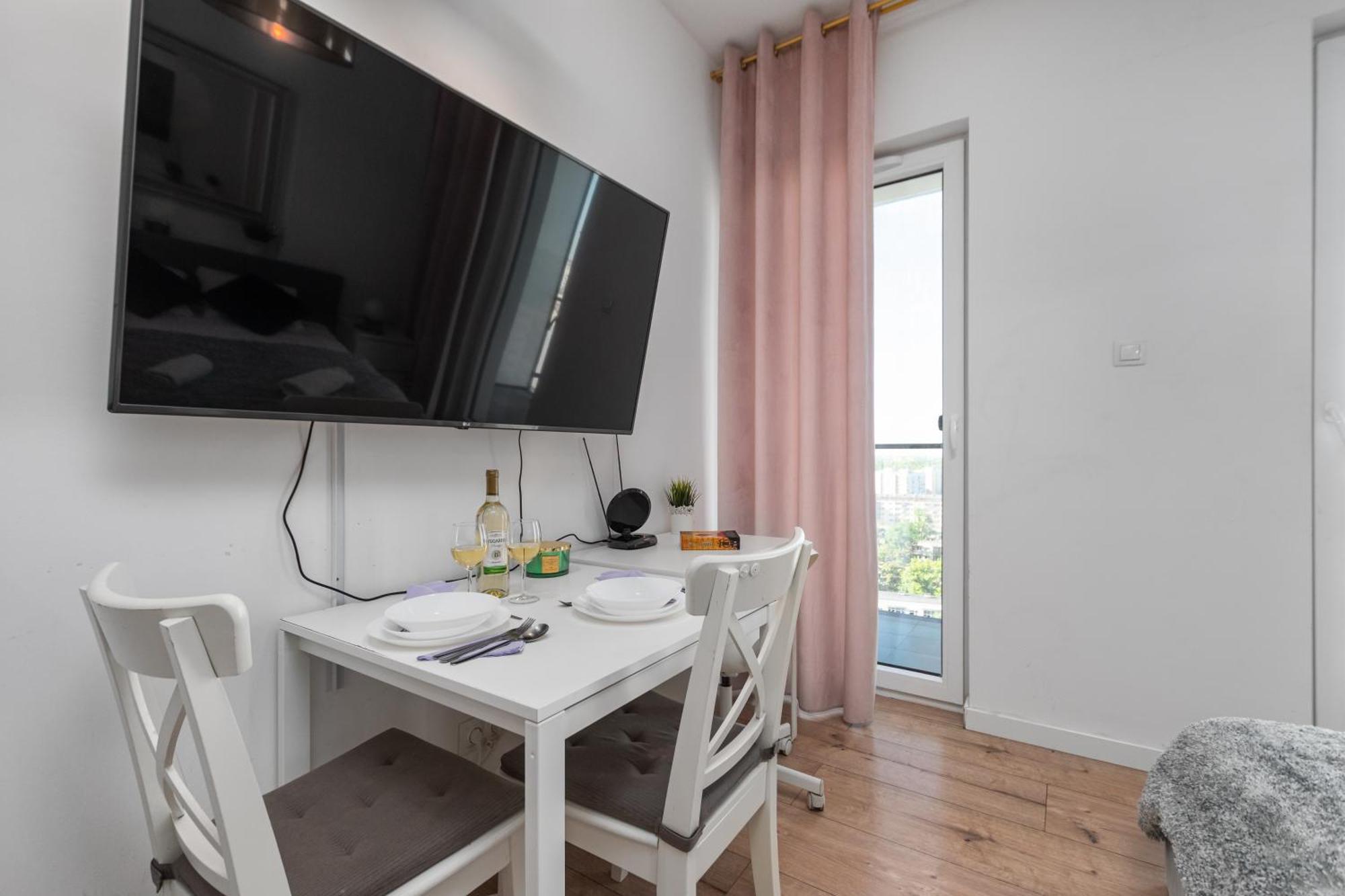 Kasprzaka 29 E-j By Homeprime Apartament