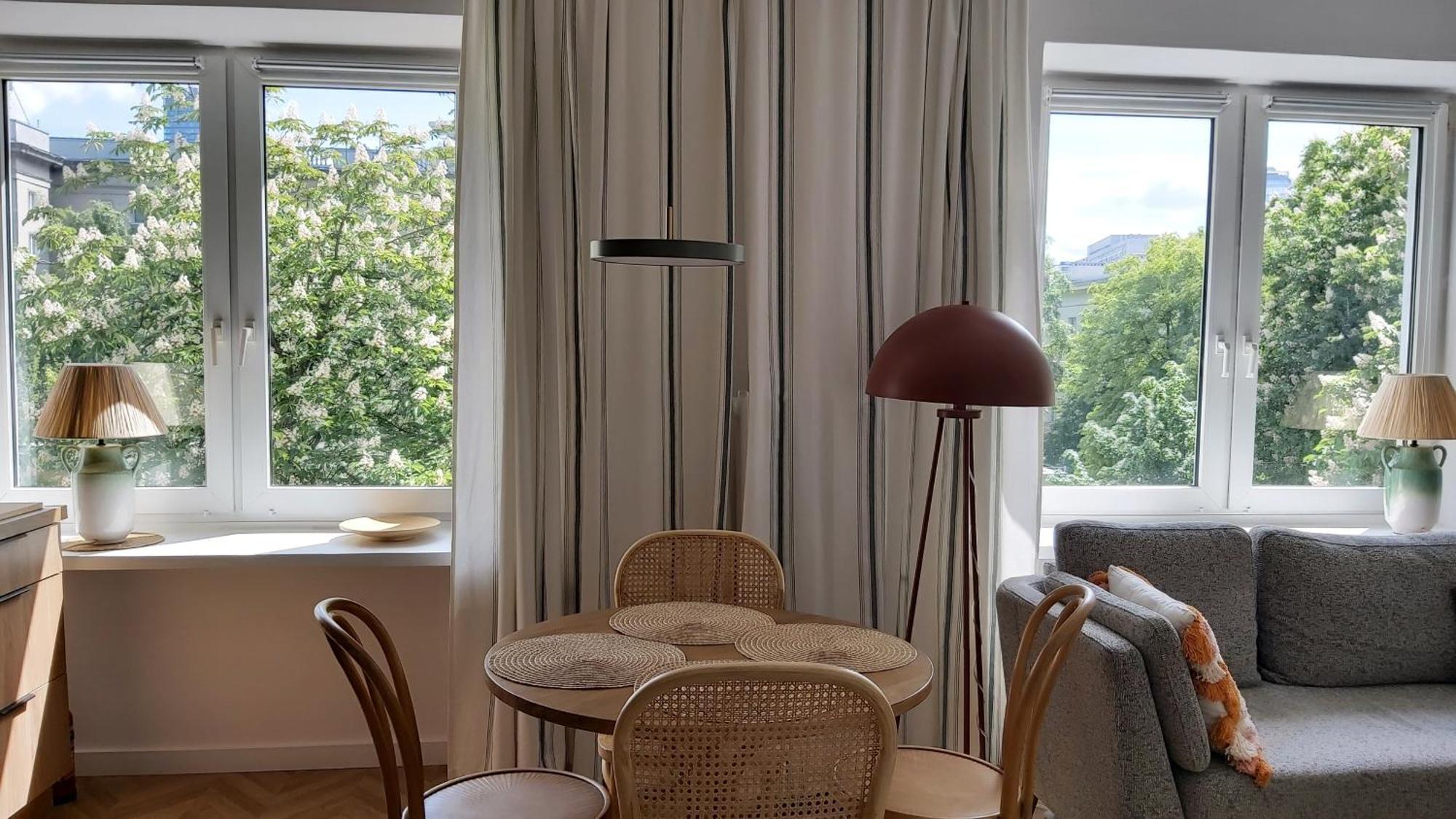 Olive Garden Center Apartment Warschau