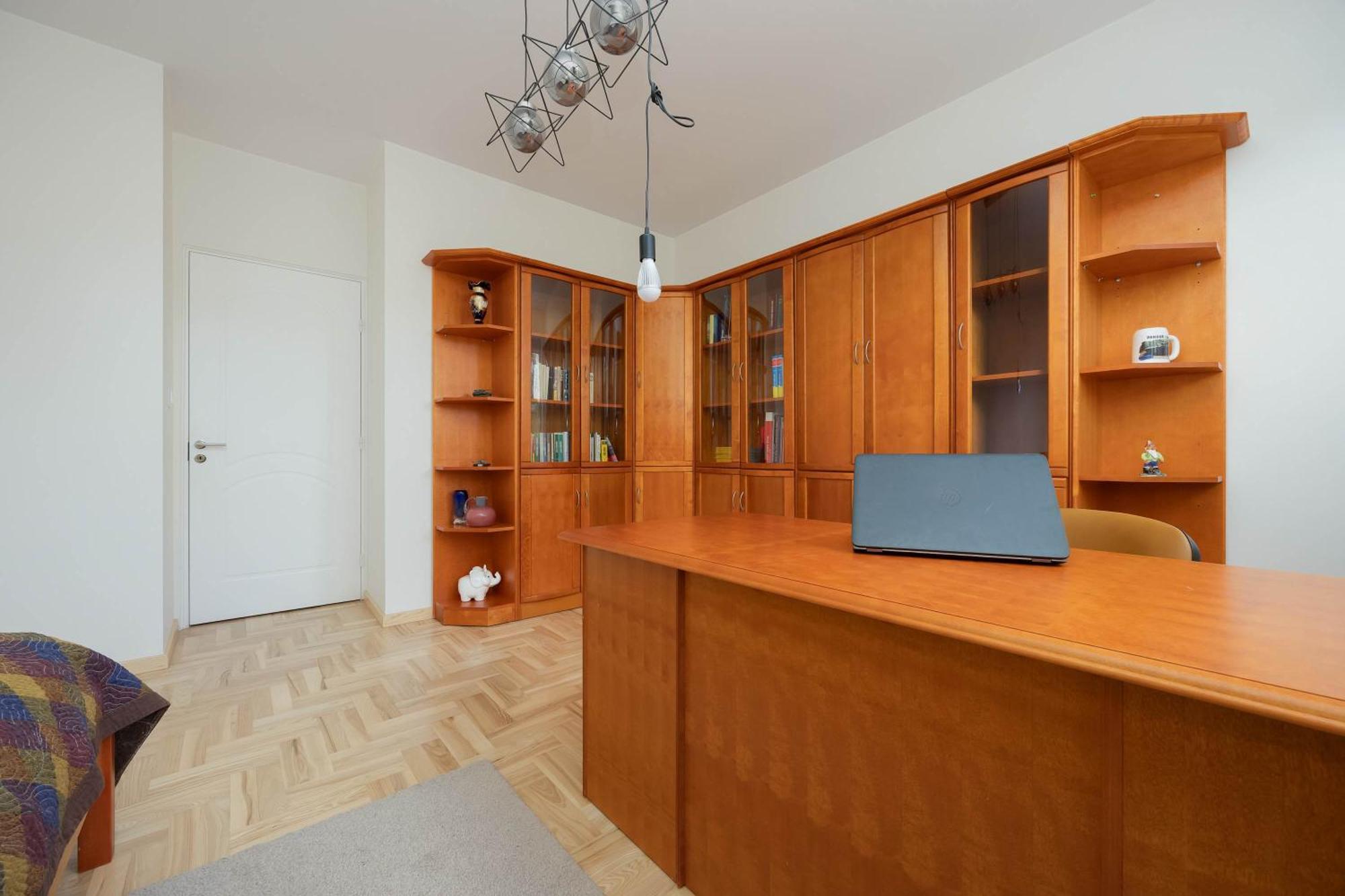Spacious With 4 Bedrooms And Parking In Warsaw's Ochota By Nolegi Renters Apartment Warsaw