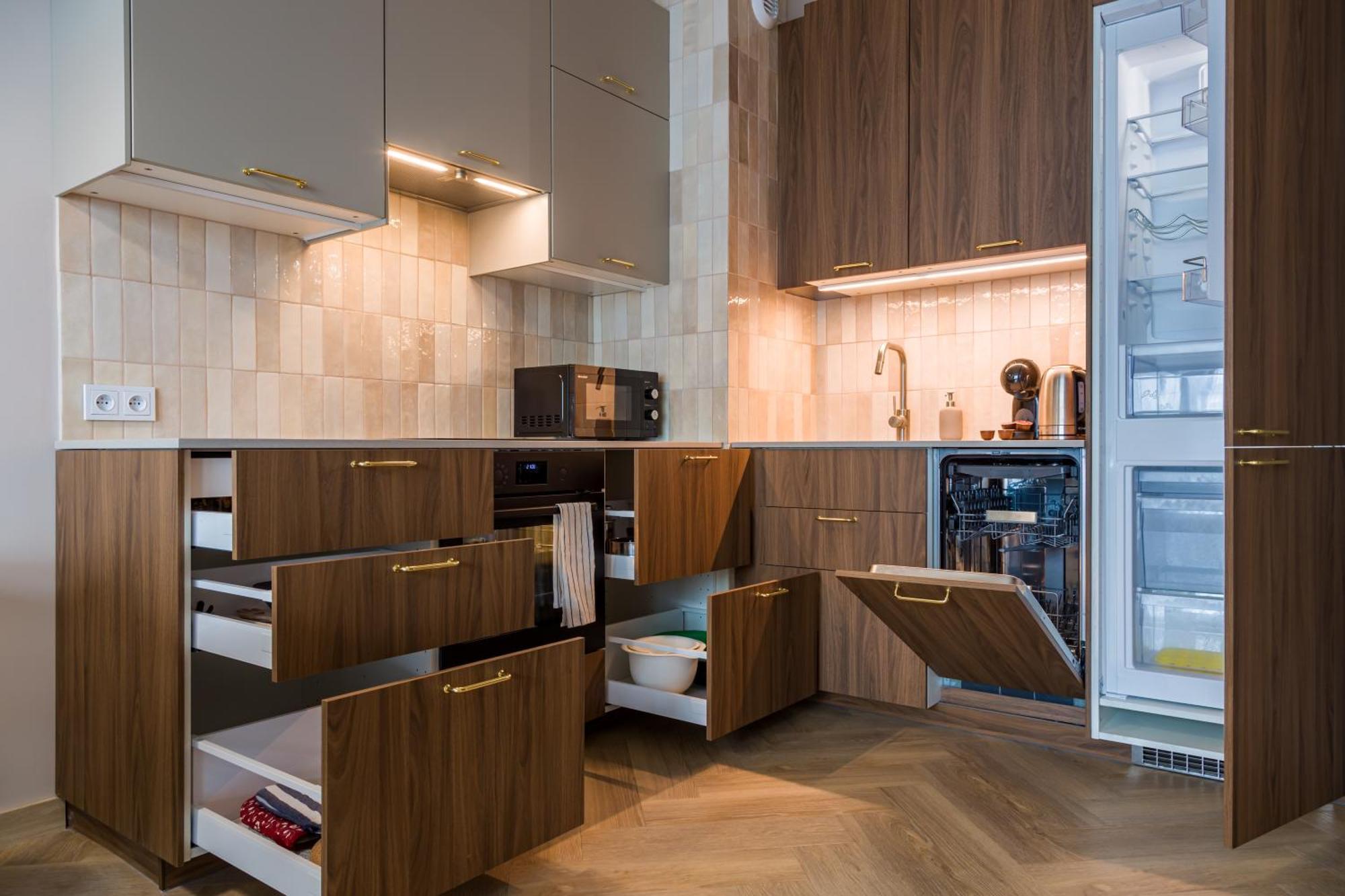 Apartment Soho Serenity By Aparo - Stadion Narodowy, Metro, Praga, Centrum, Balkon, Winda, Muzeum Neonow Warschau